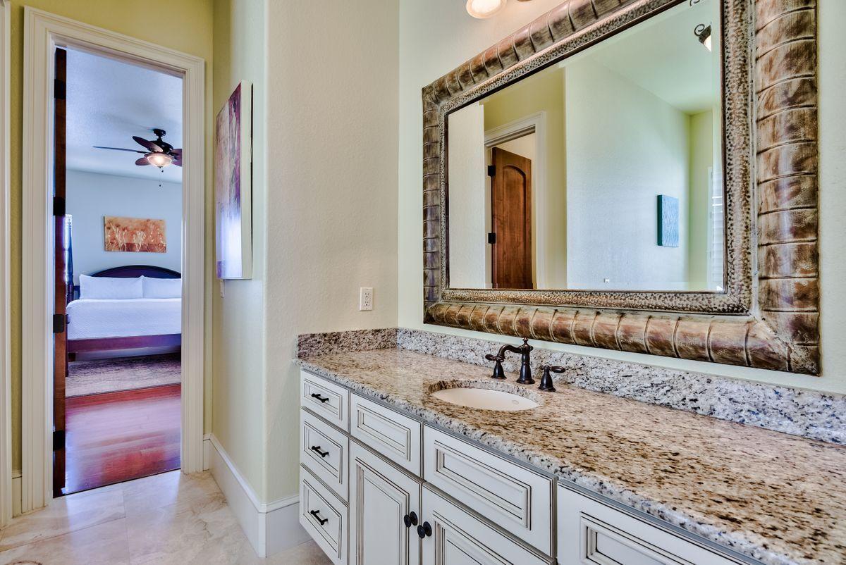 BLUE MOUNTAIN BEACH - Residential