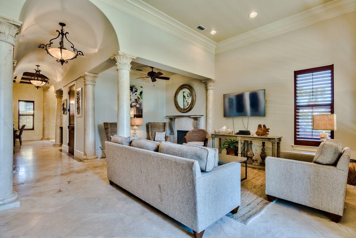 BLUE MOUNTAIN BEACH - Residential