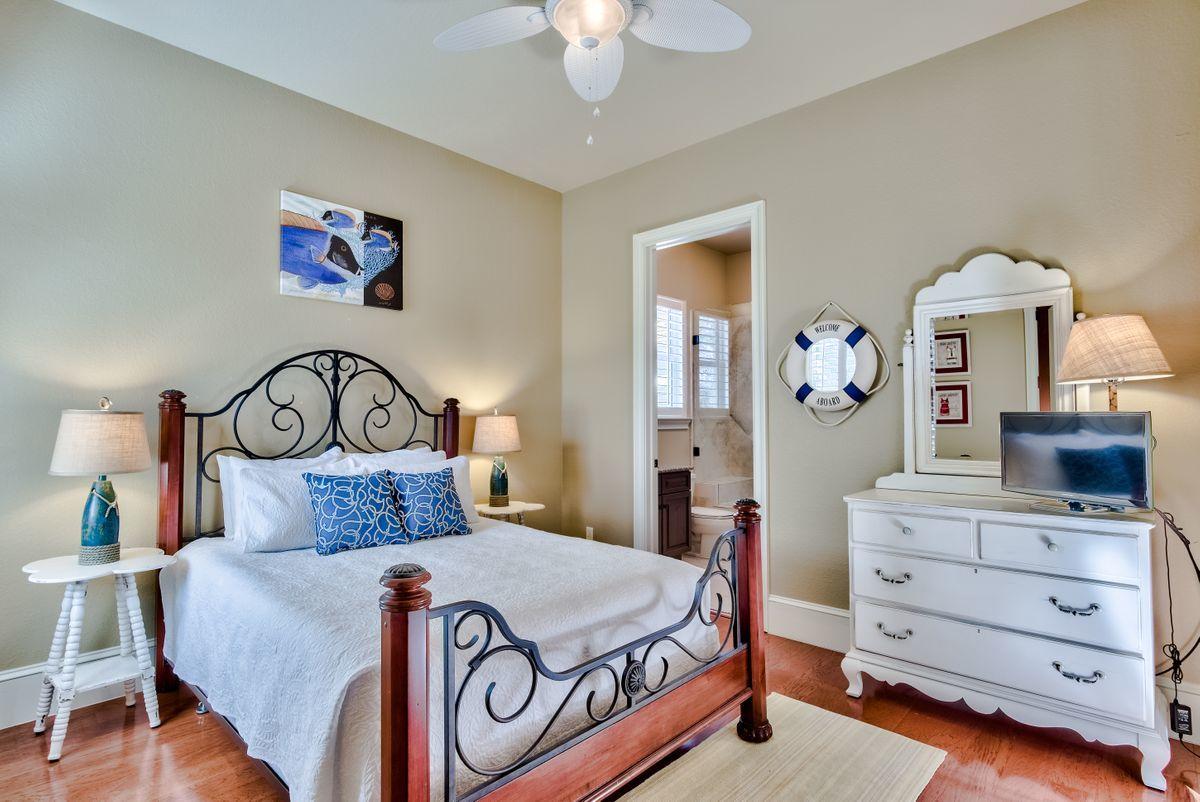 BLUE MOUNTAIN BEACH - Residential