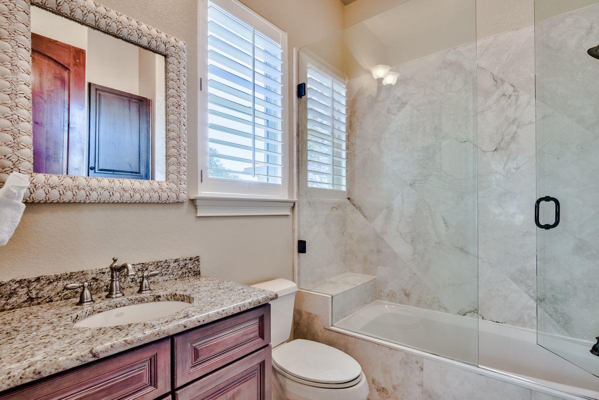 BLUE MOUNTAIN BEACH - Residential