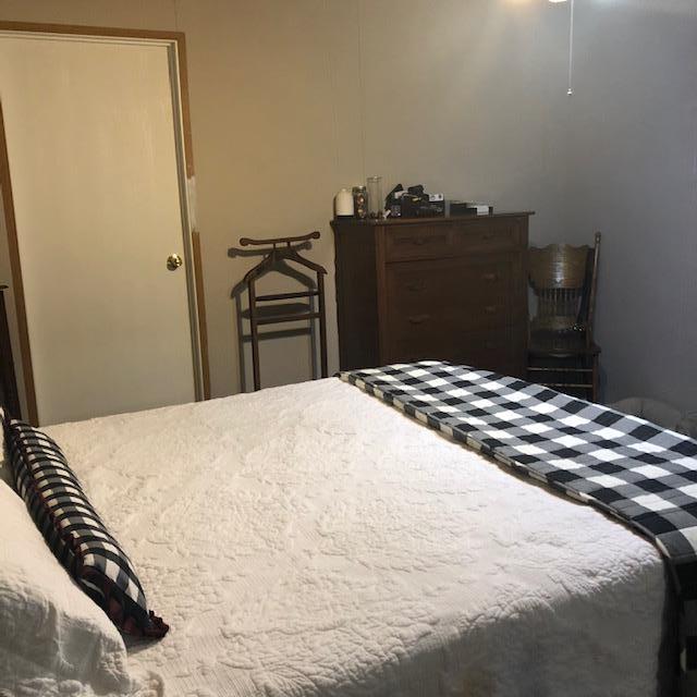 Elizabeth Farms 3rd Add Unrecd - Residential