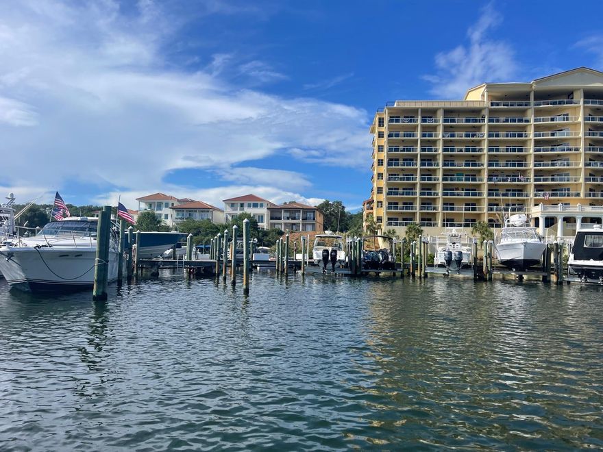 55 x 19' dock slip on the Destin Harbor, only 1.7 miles from the Destin Bridge. Cleaning station, water and power all available on site.