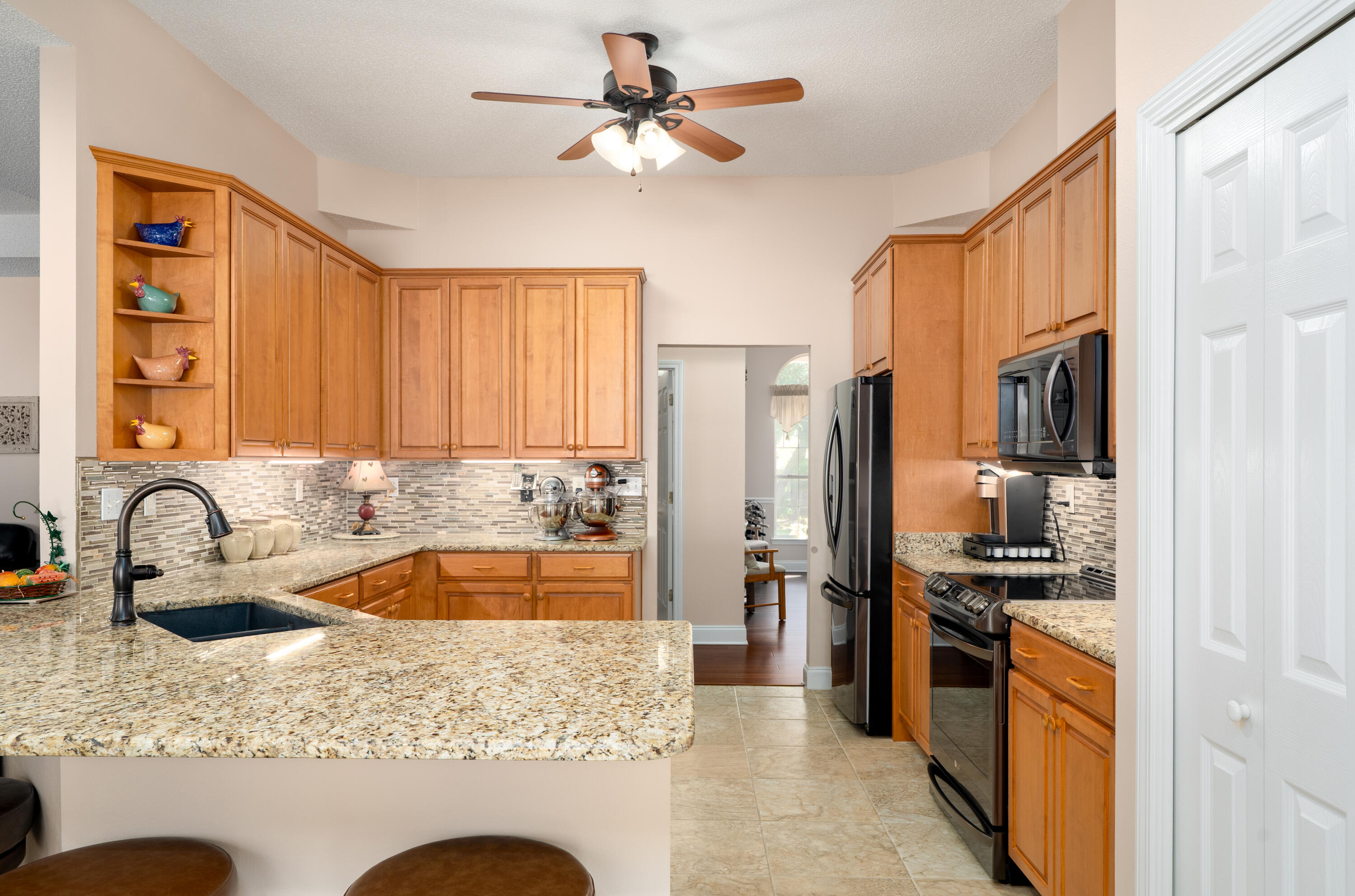 ROCKY BAYOU ESTATES 15 - Residential