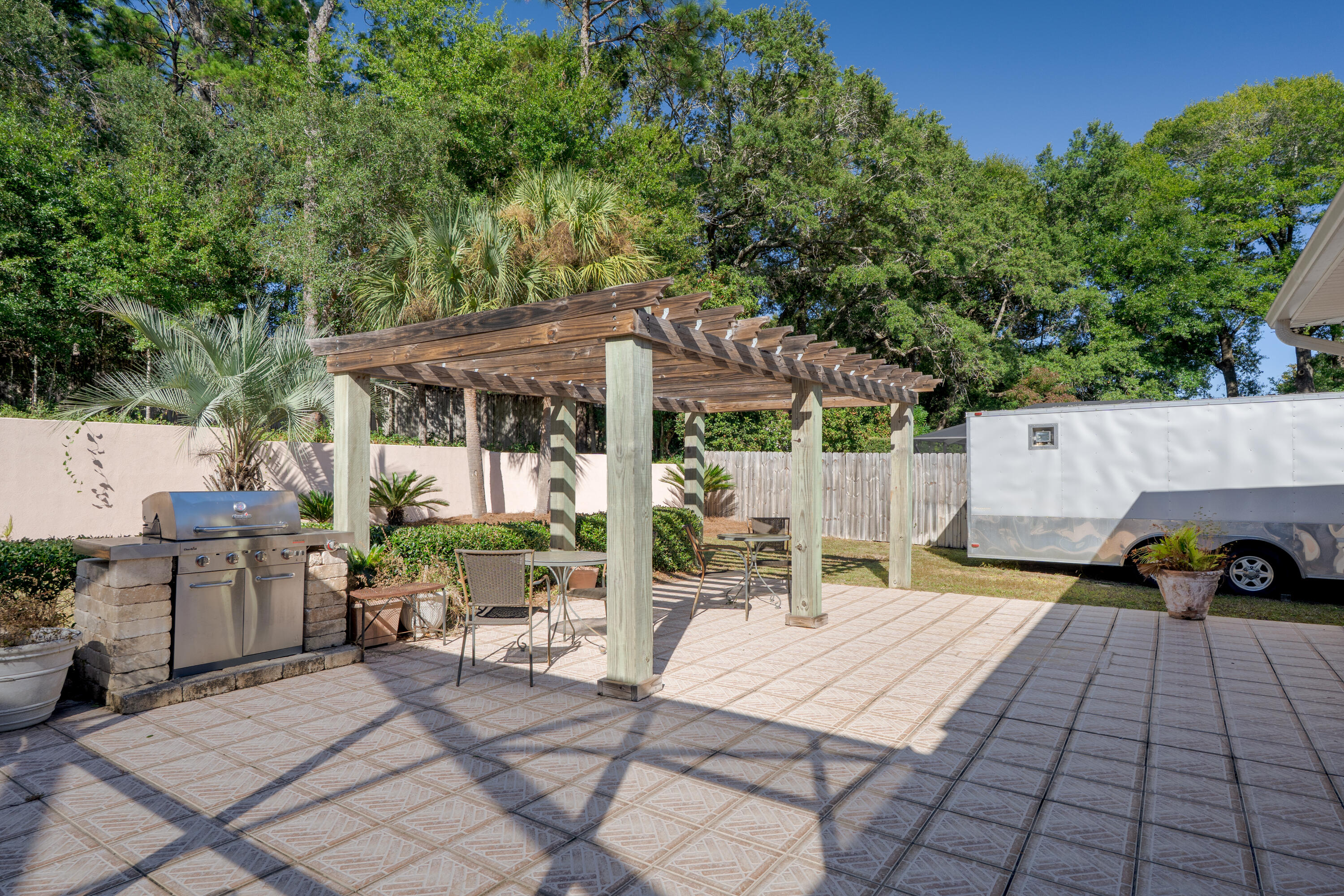 ROCKY BAYOU ESTATES 15 - Residential