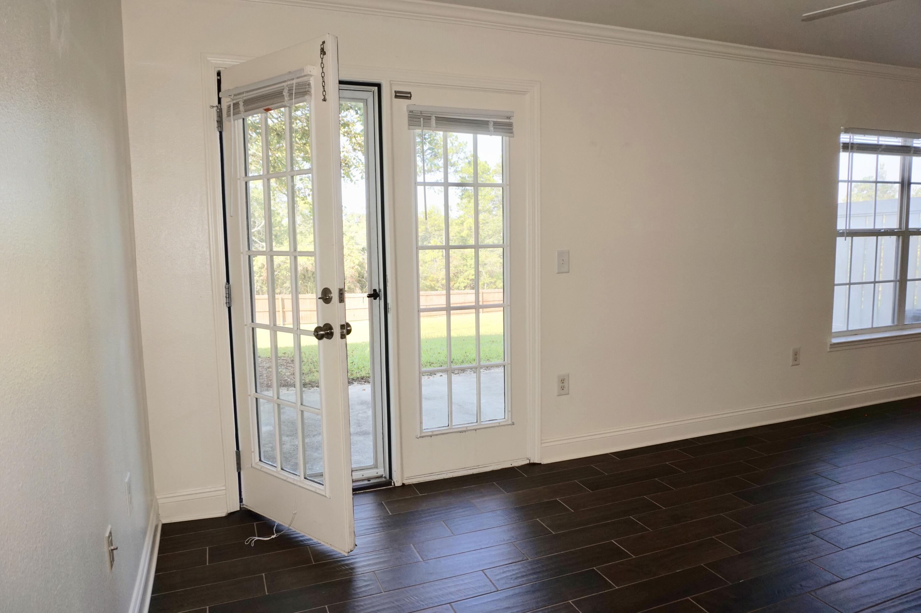 EAGLES LANDING S/D - Residential Lease