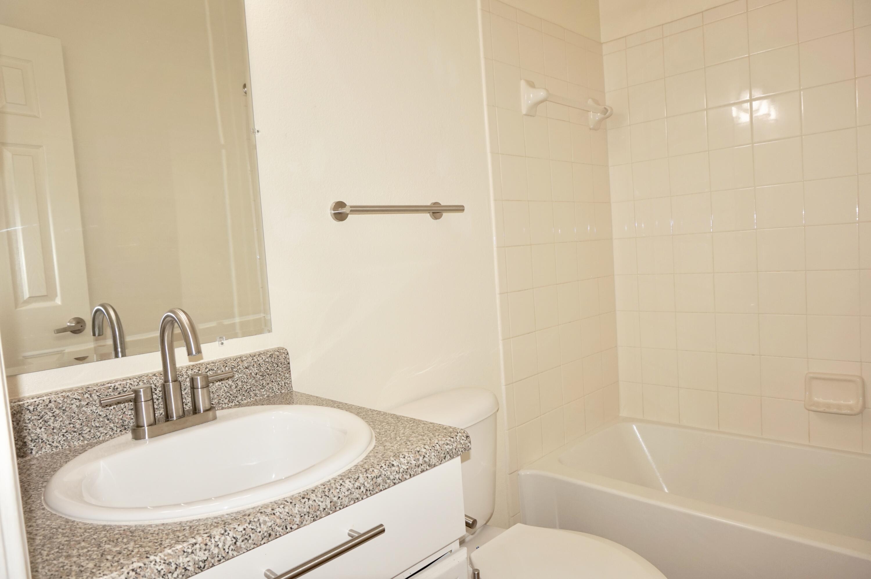 EAGLES LANDING S/D - Residential Lease