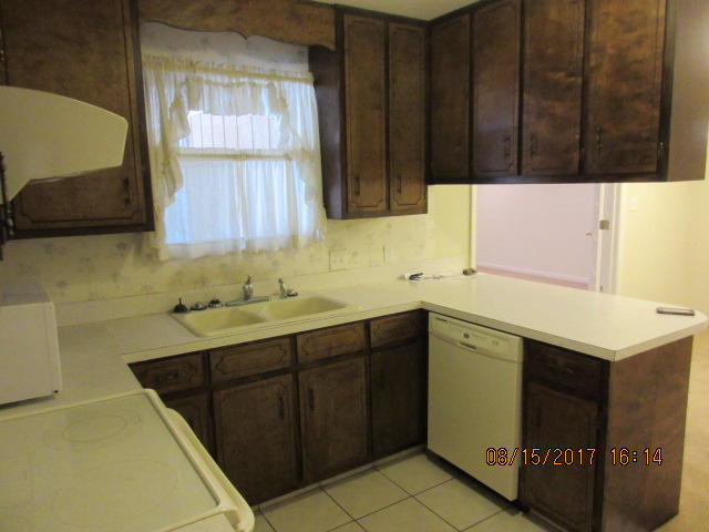 MIRAMAR ESTATES 4TH ADDN - Residential Lease