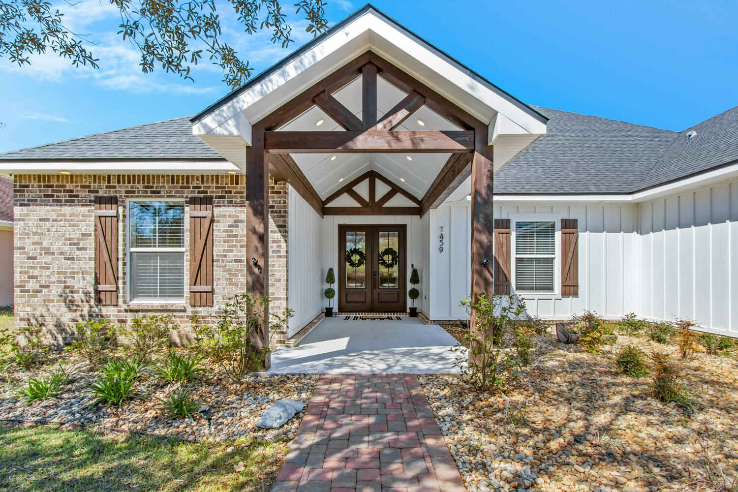 Soundside Shores - Residential