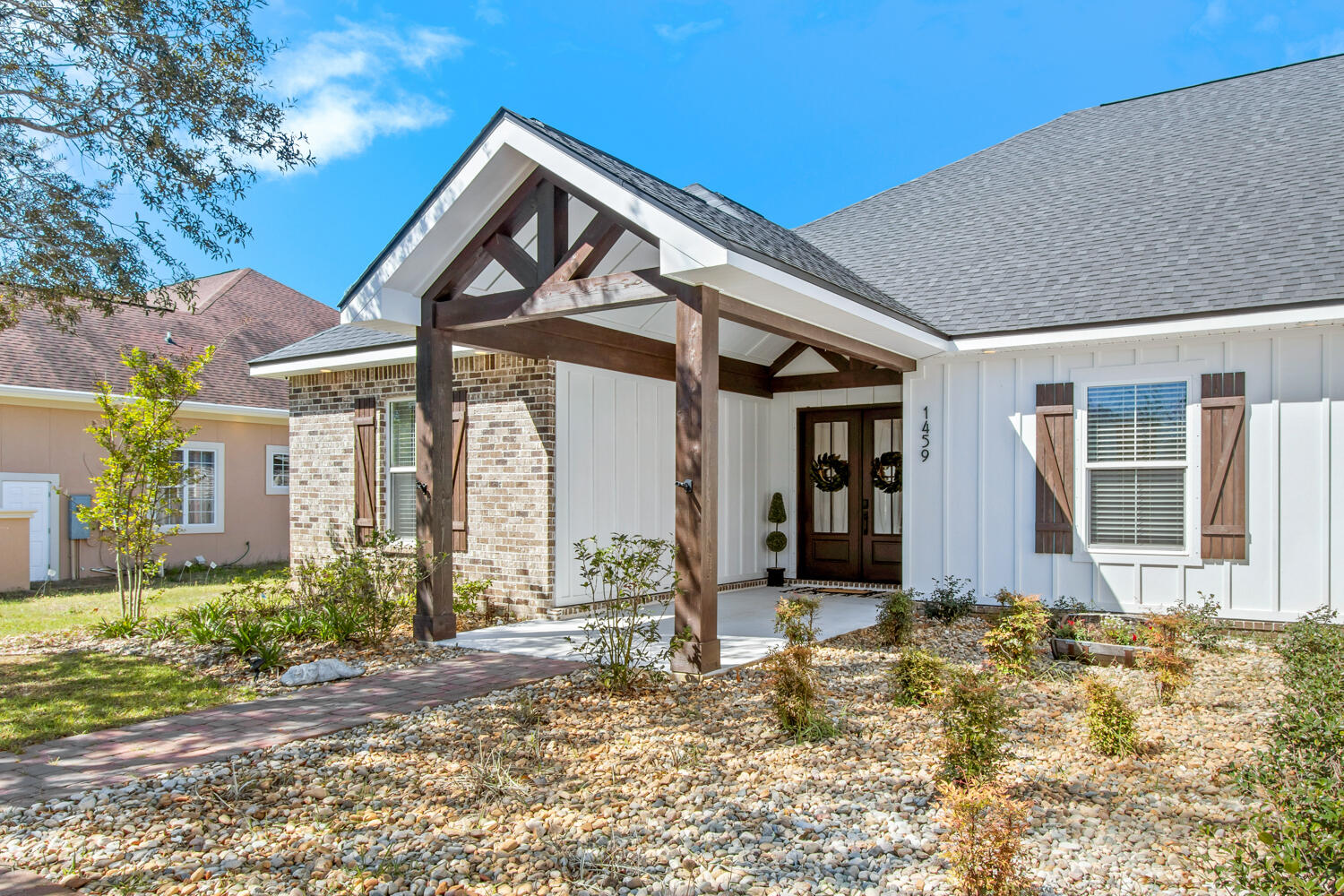 Soundside Shores - Residential