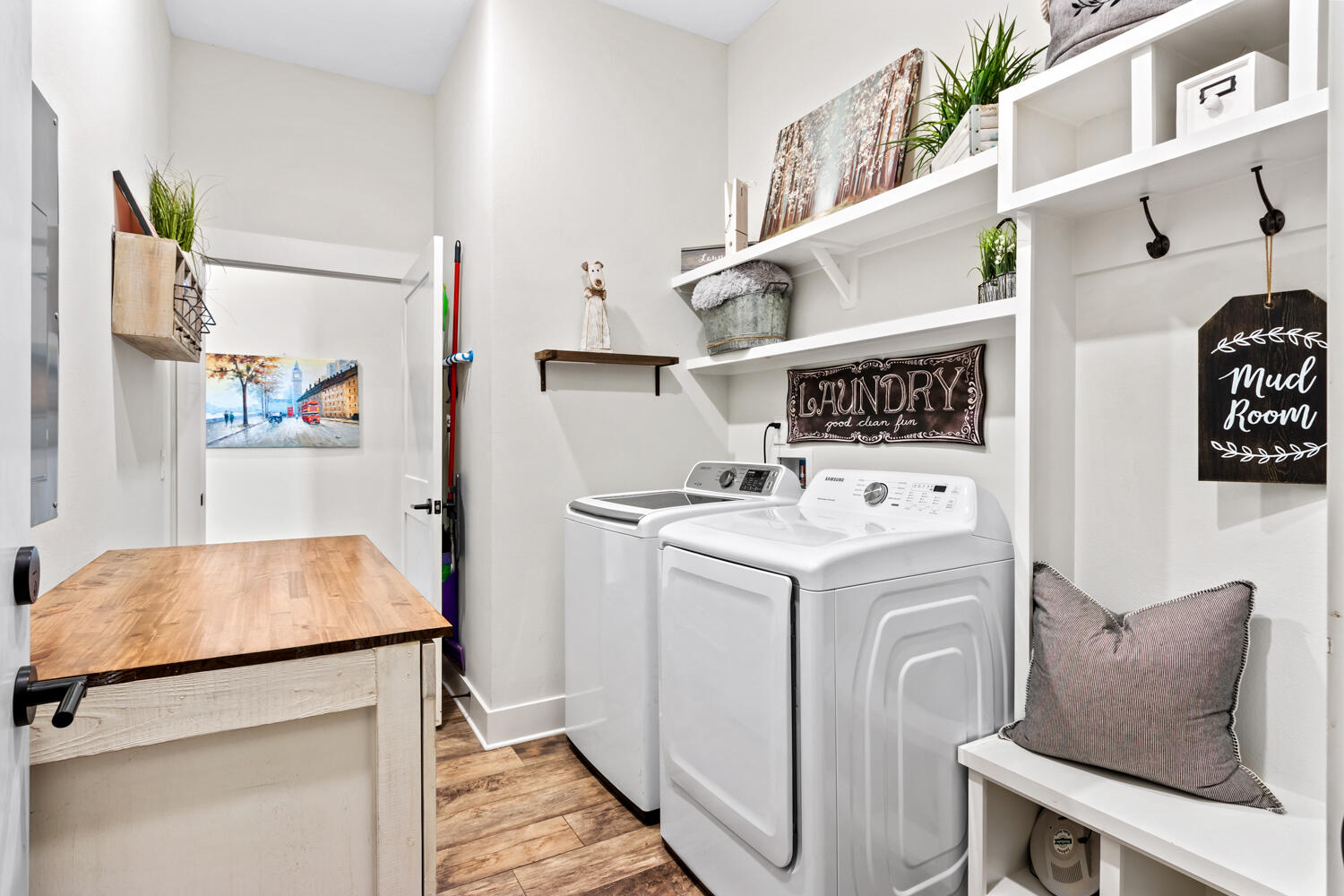 Soundside Shores - Residential