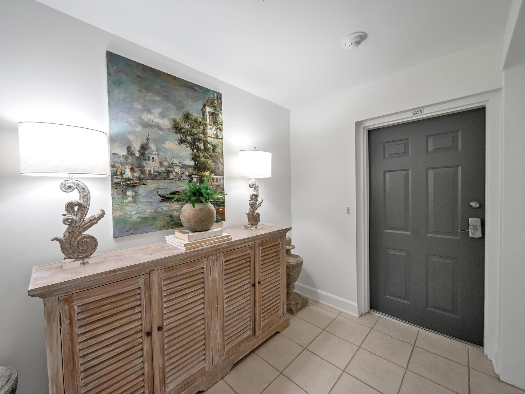 ULTIMATE CONDO THE - Residential