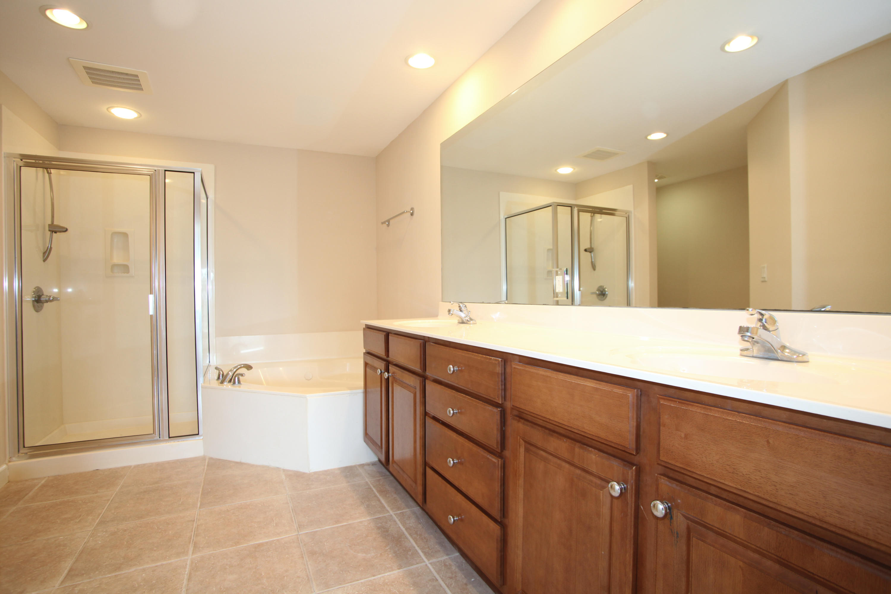 INDIANOLA ON THE WATER - Residential