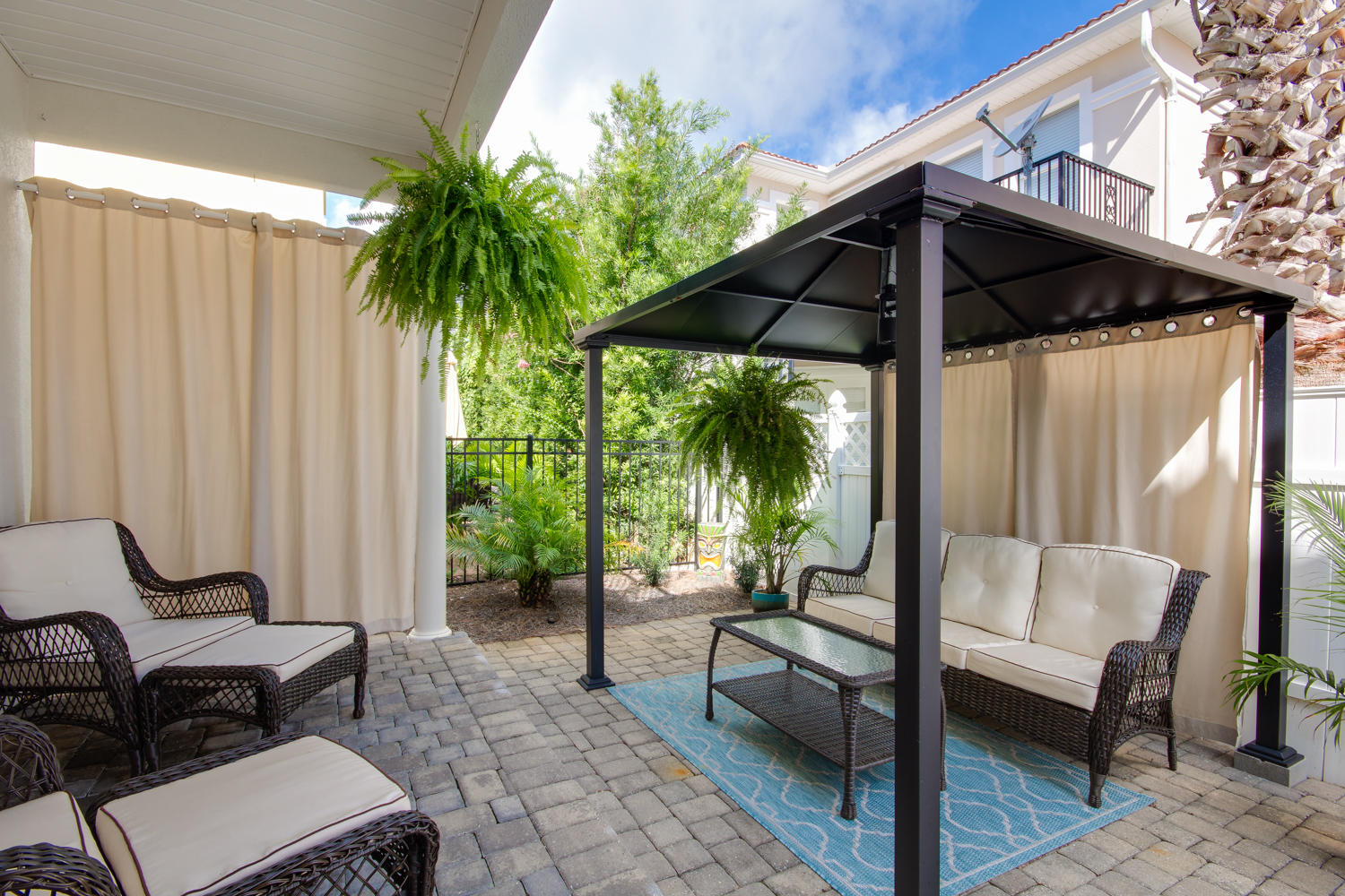 CALUSA BAY S/D - Residential