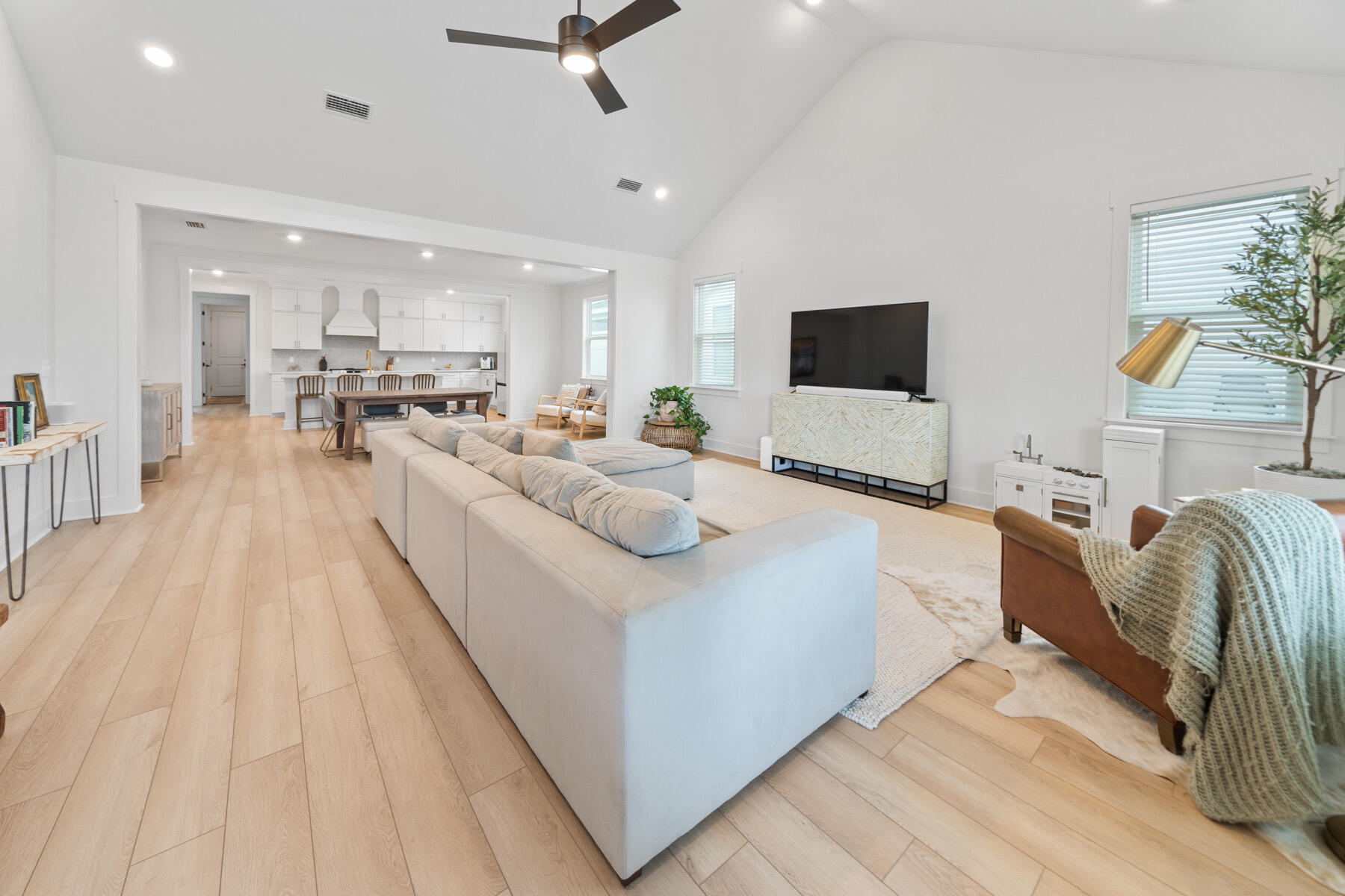 SWEET BAY - Residential