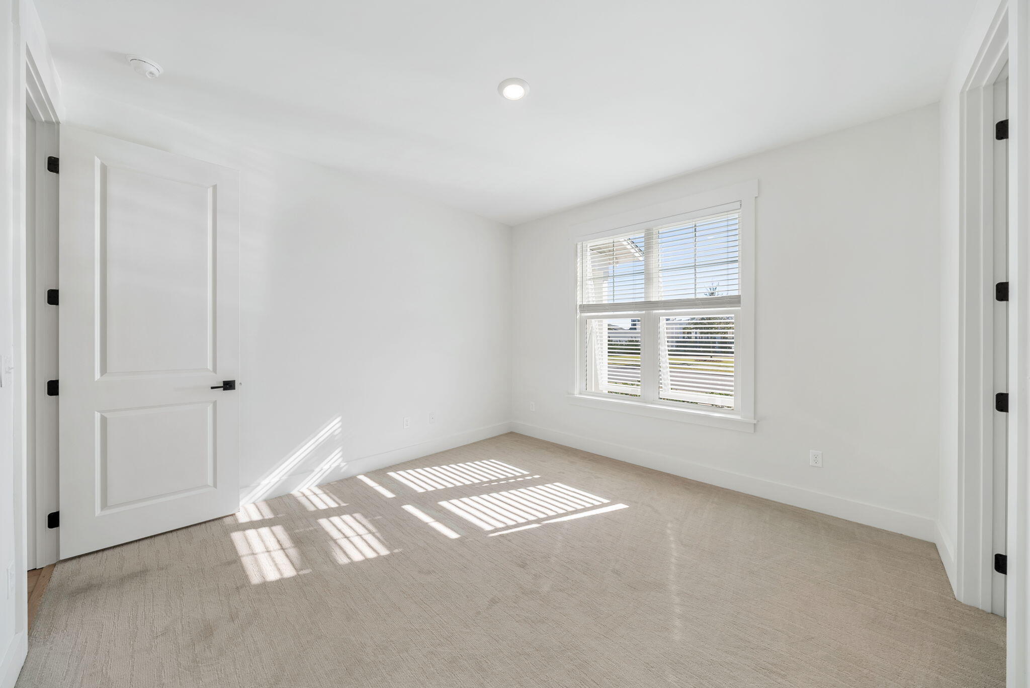 SWEET BAY - Residential