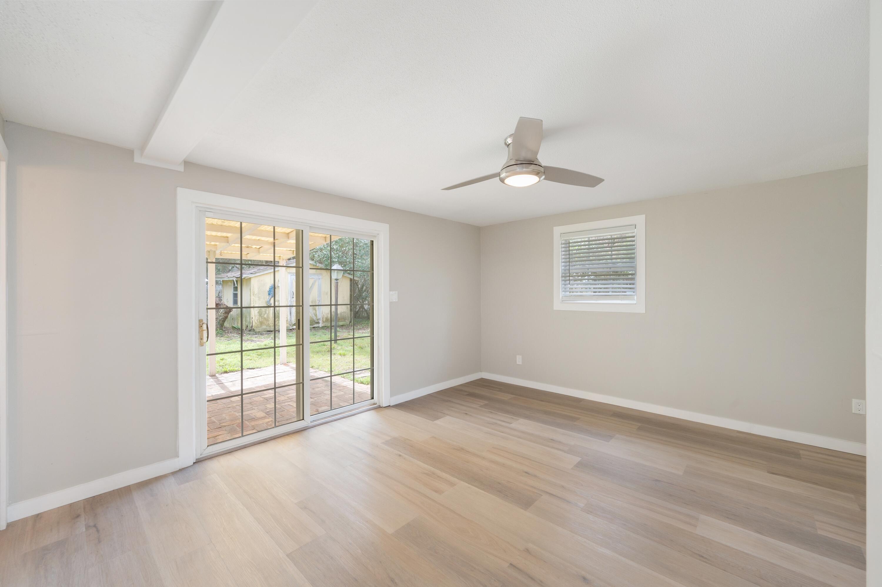 BAYOU WOODS 1ST ADDN - Residential