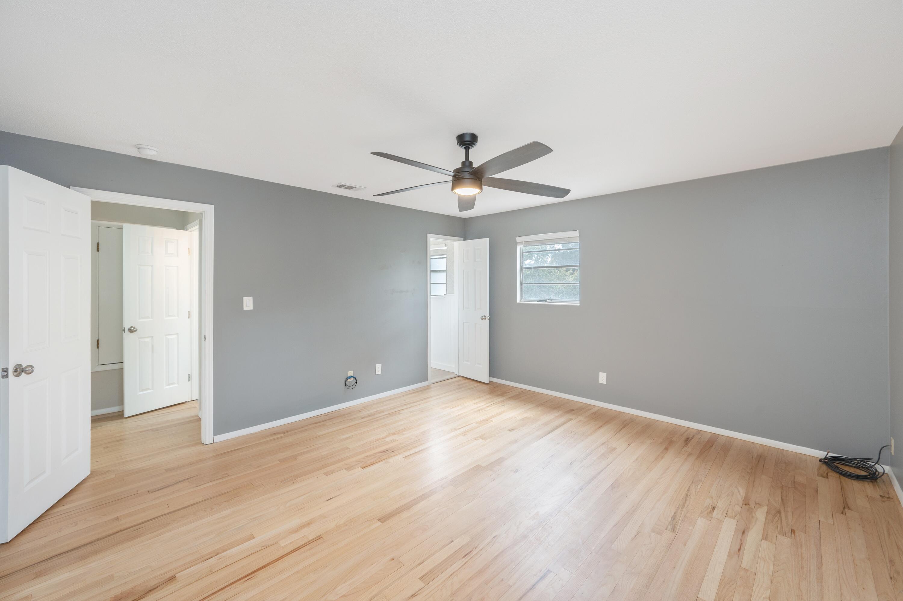 BAYOU WOODS 1ST ADDN - Residential