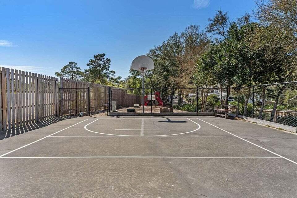 HIDDEN DUNES BEACH COTTAGES 2 - Residential