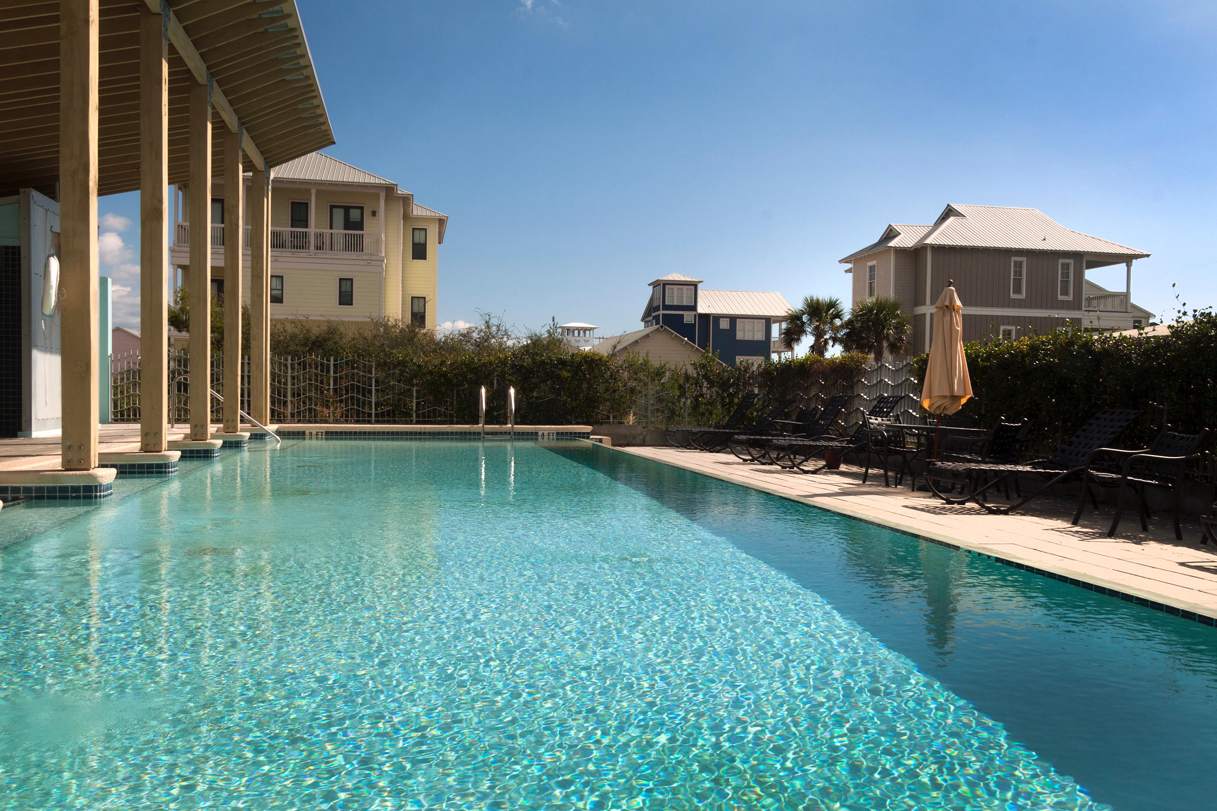 SUMMER'S EDGE - Residential