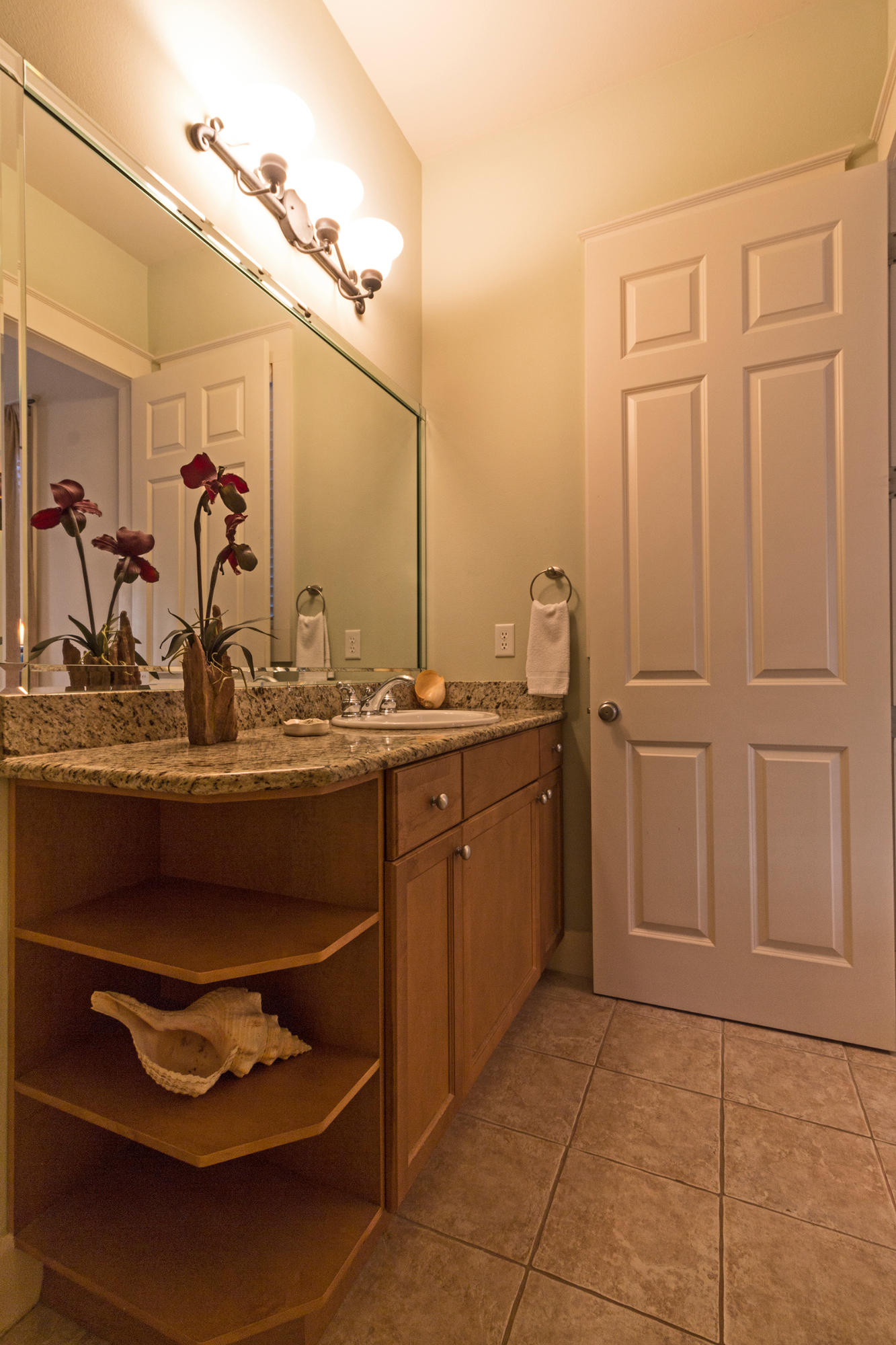 SUMMER'S EDGE - Residential