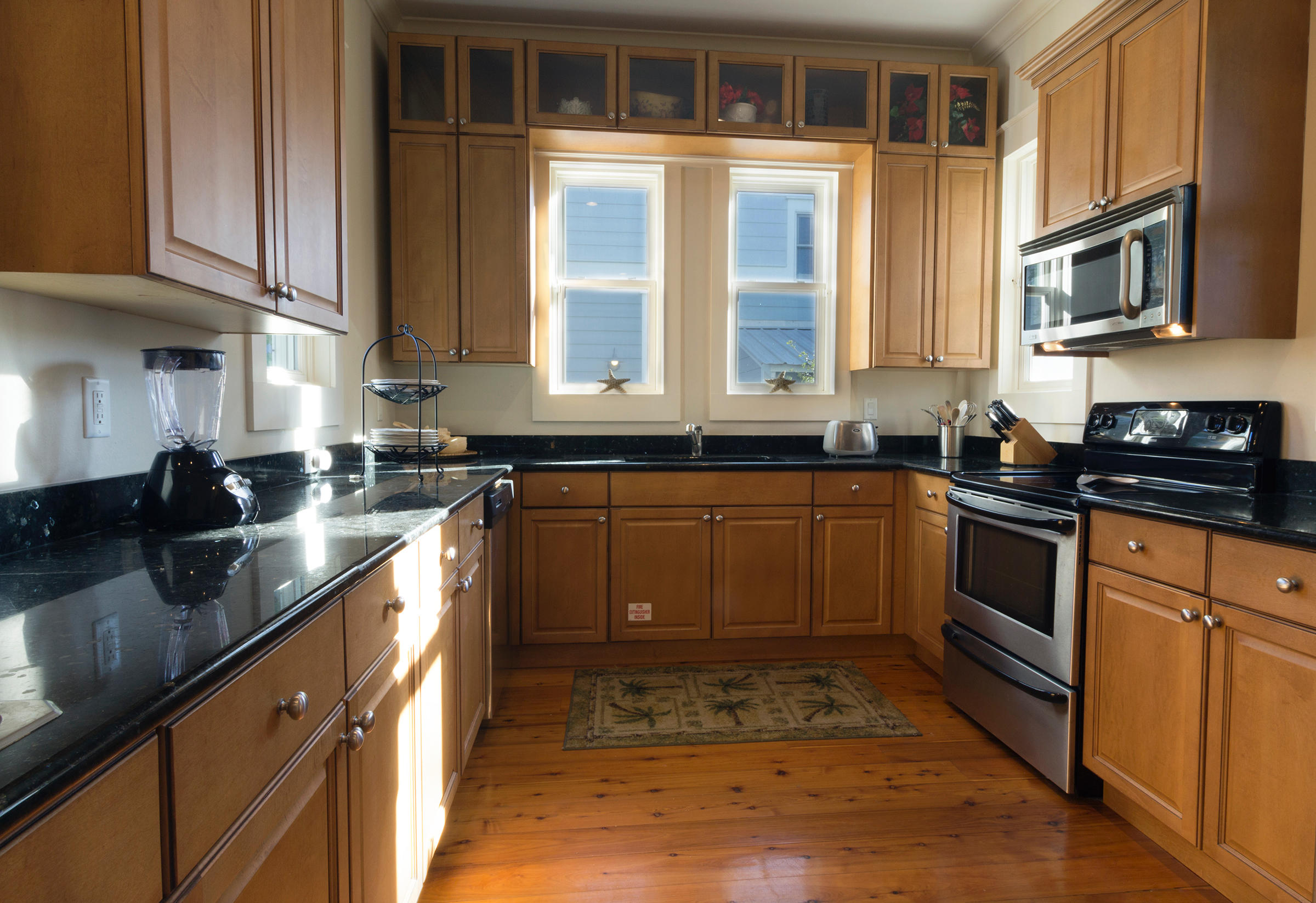 SUMMER'S EDGE - Residential