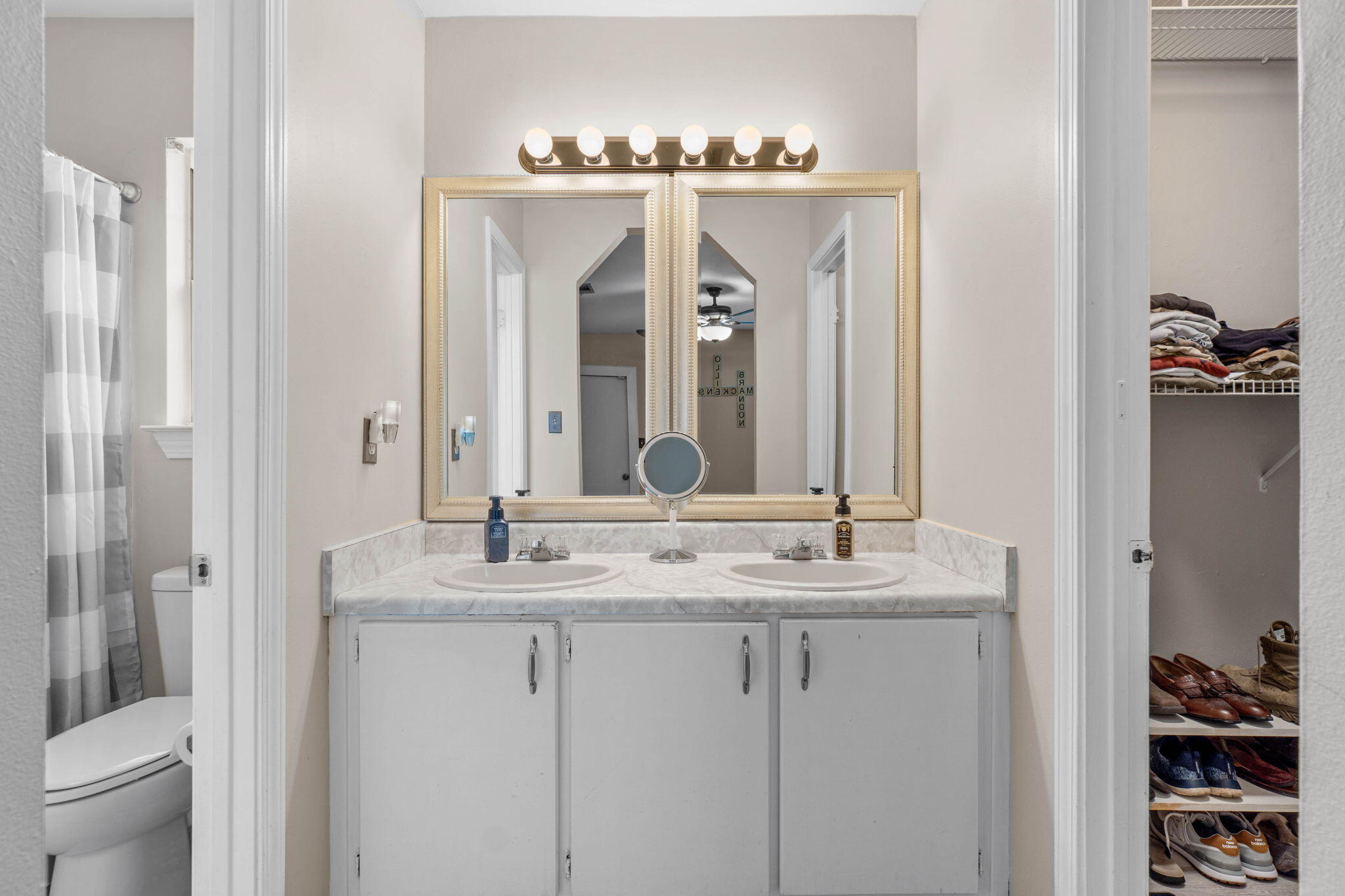 COLINA DEL ORO - Residential