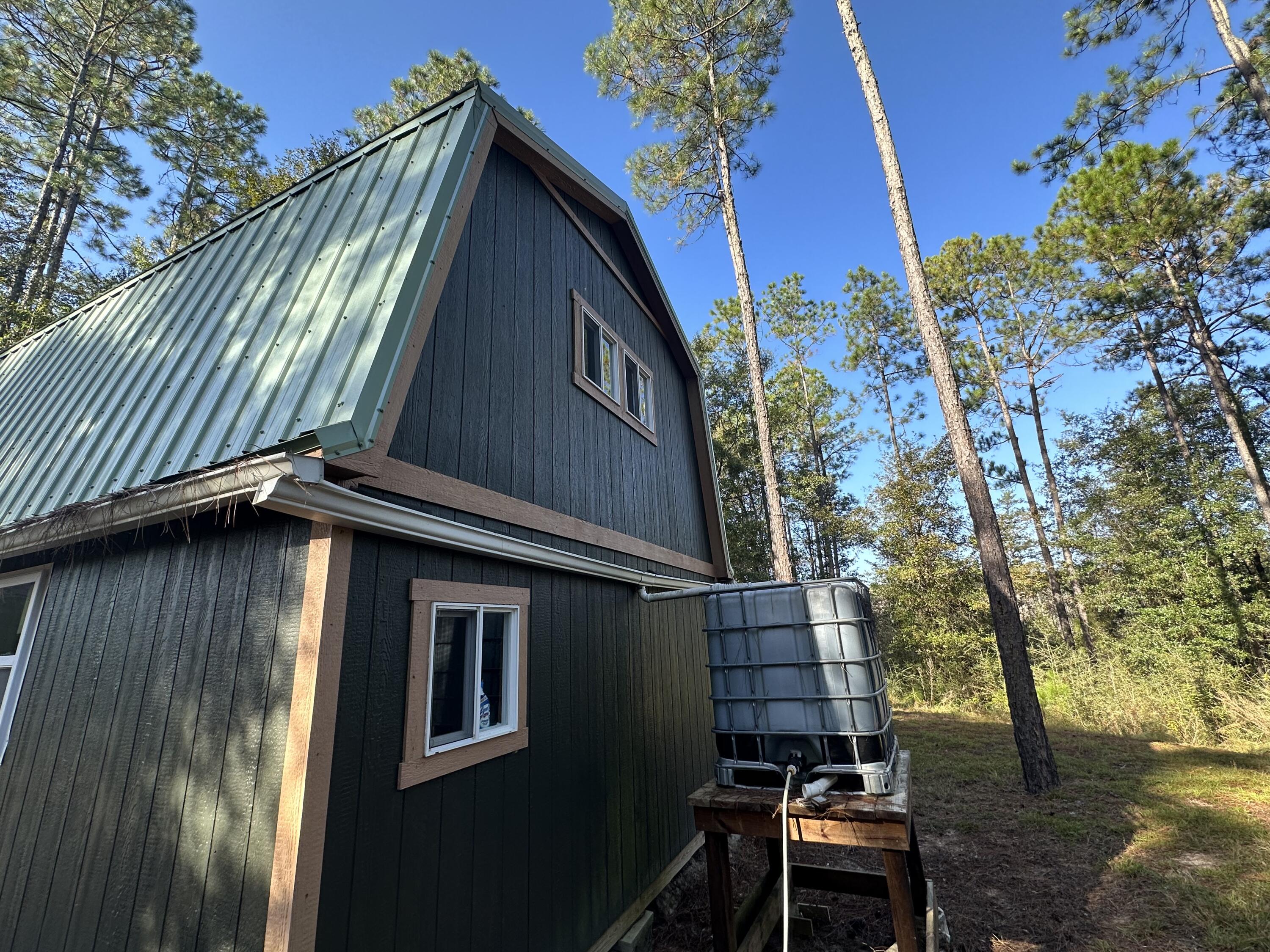 METES & BOUNDS - Land