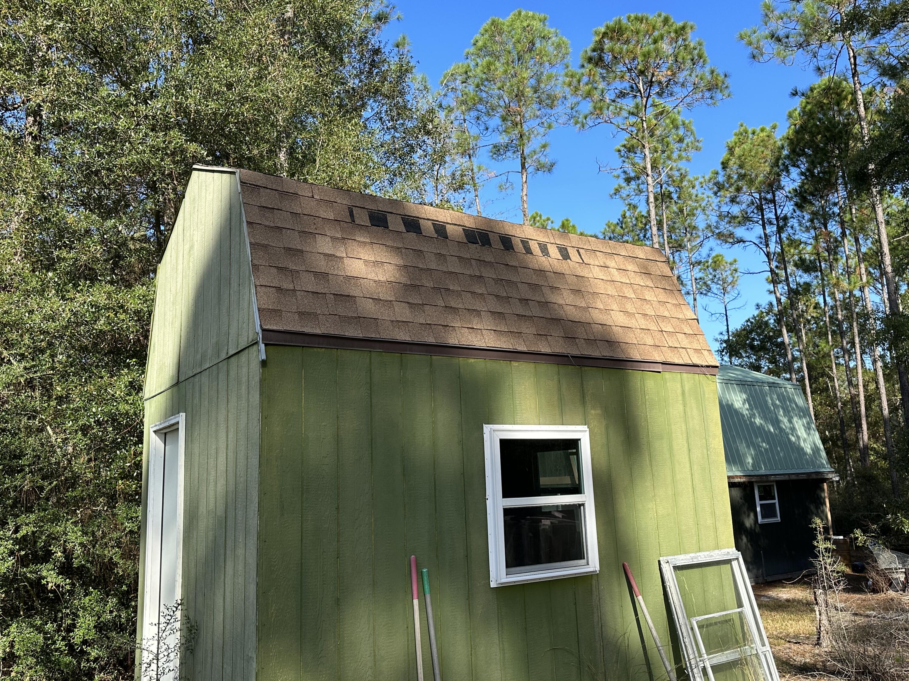 METES & BOUNDS - Land