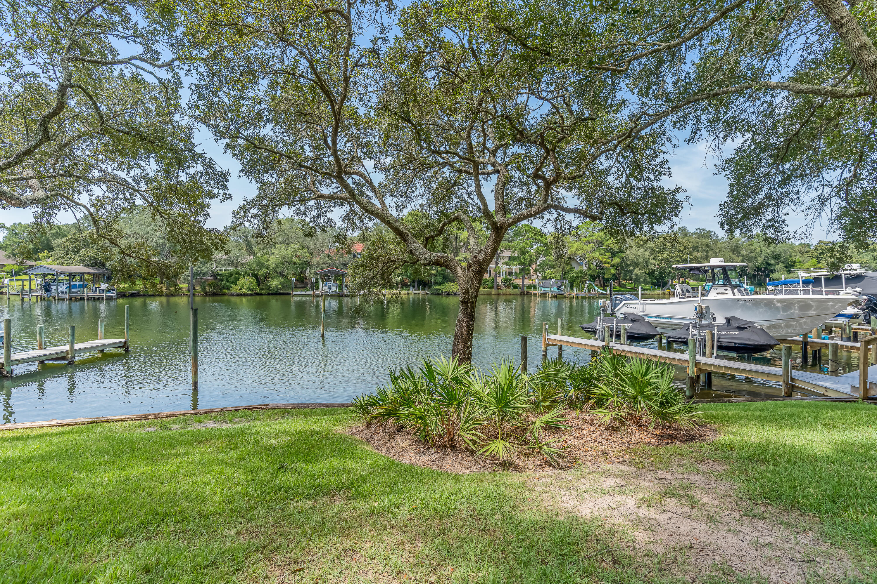 KIDD BAYOU OAKS - Residential