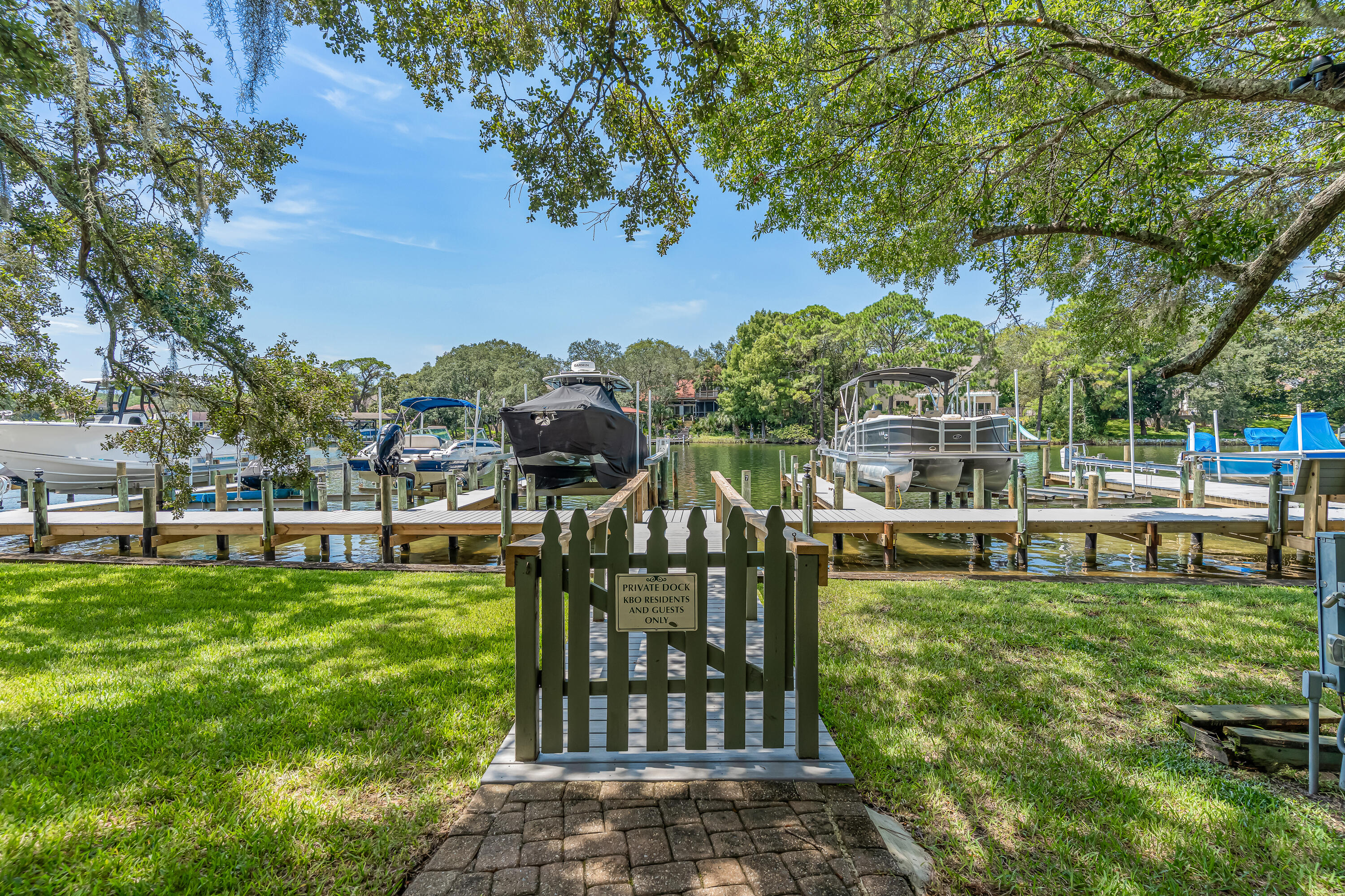 KIDD BAYOU OAKS - Residential