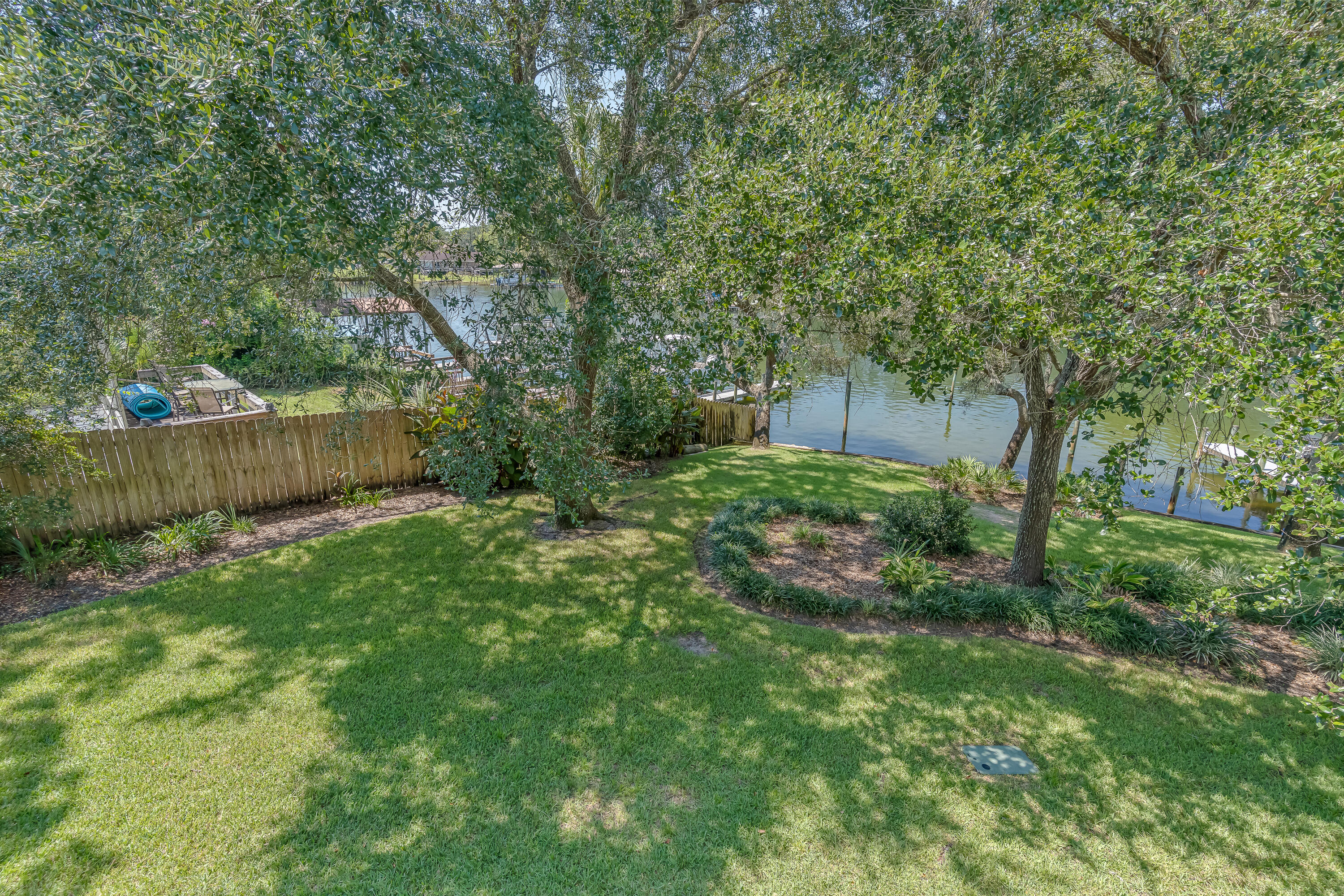 KIDD BAYOU OAKS - Residential
