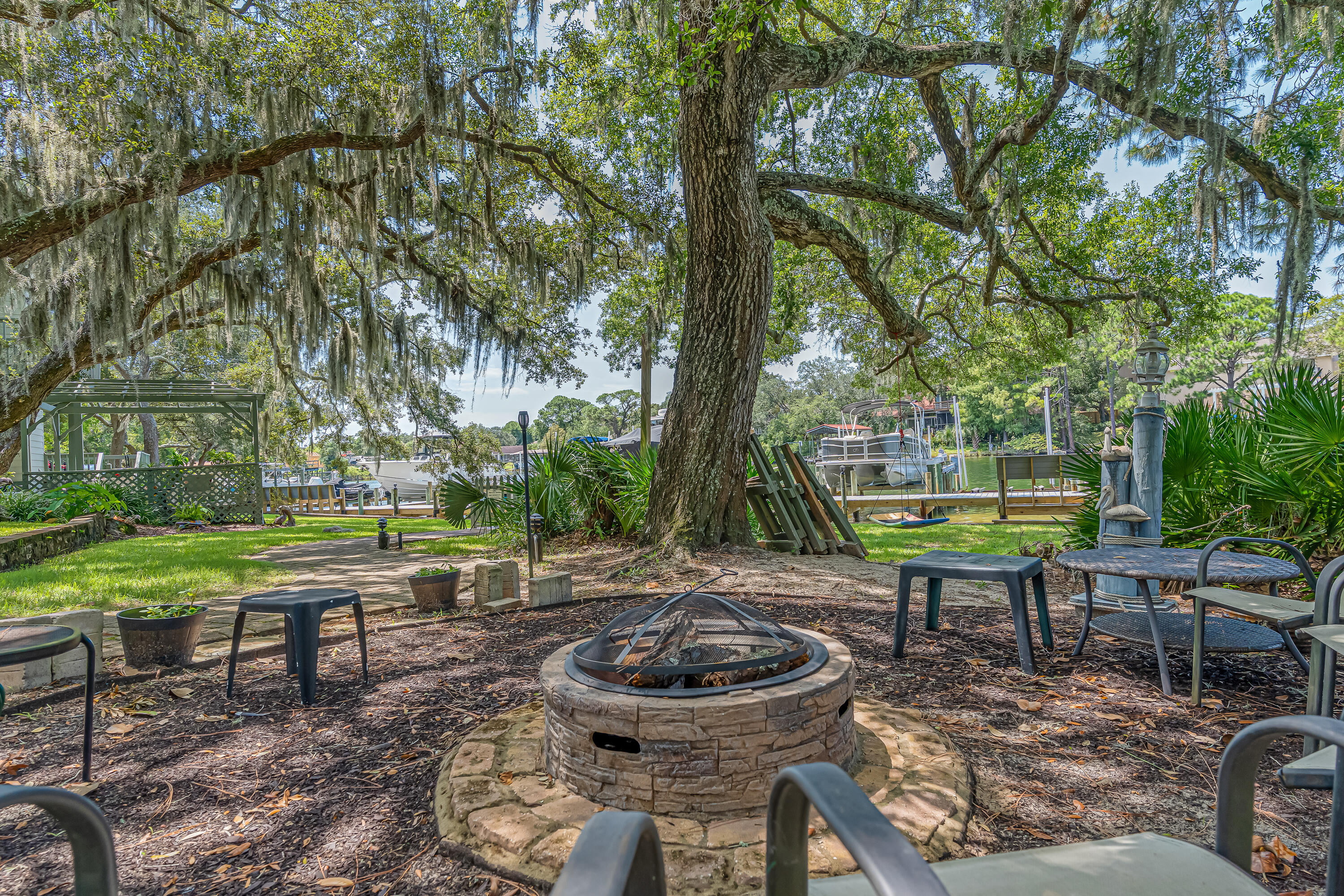 KIDD BAYOU OAKS - Residential