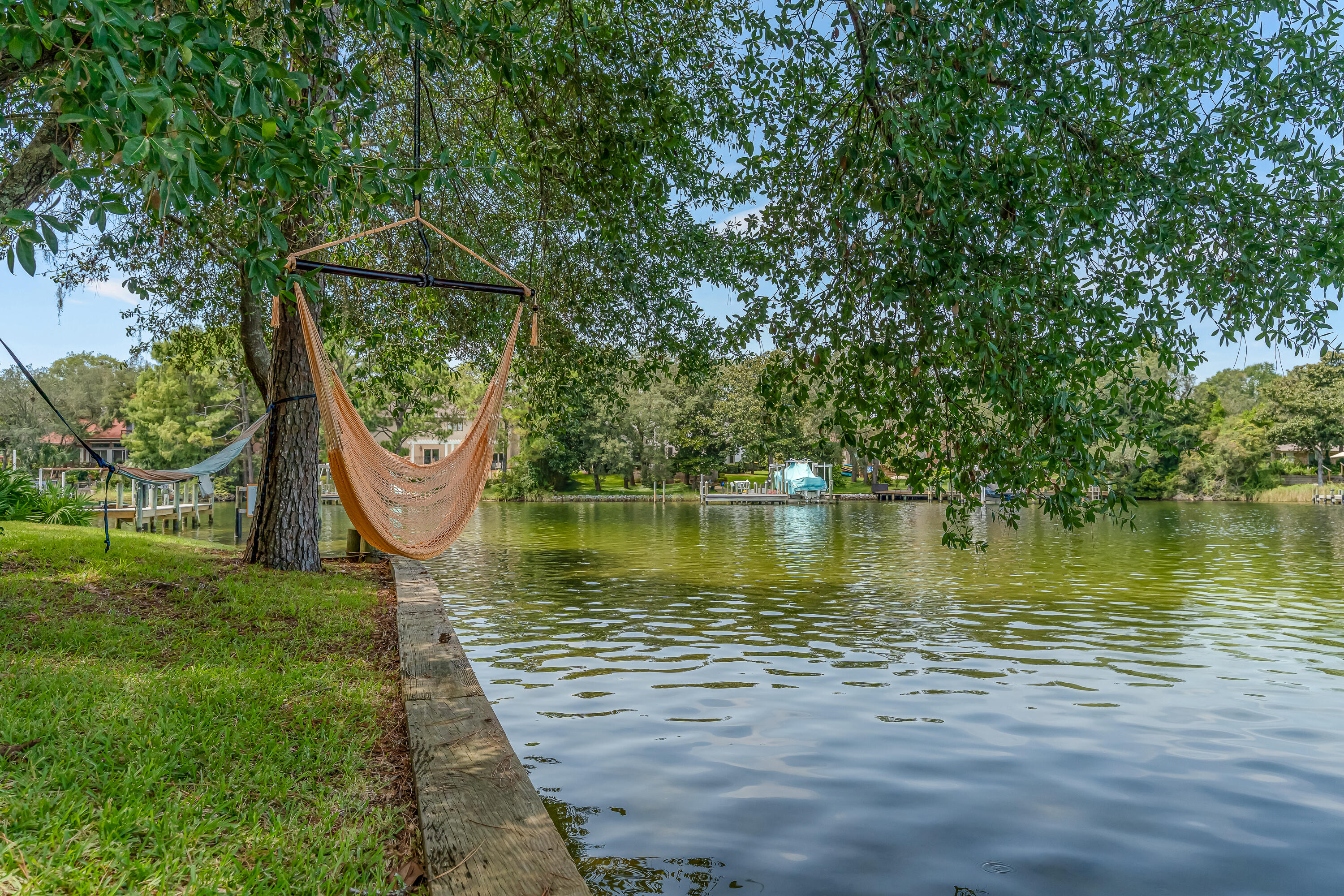 KIDD BAYOU OAKS - Residential