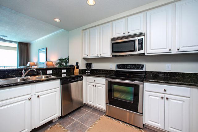 PALAZZO CONDOMINIUM - Residential