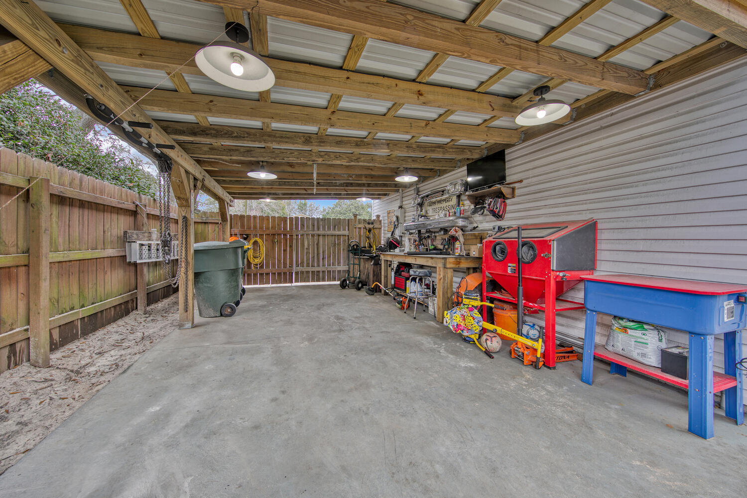 BAYOU WOODS - Residential