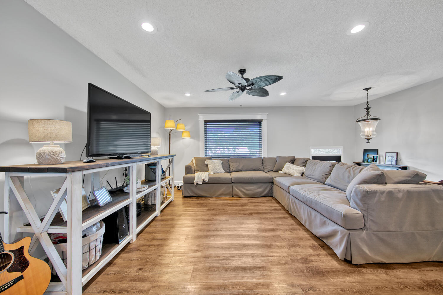 BAYOU WOODS - Residential