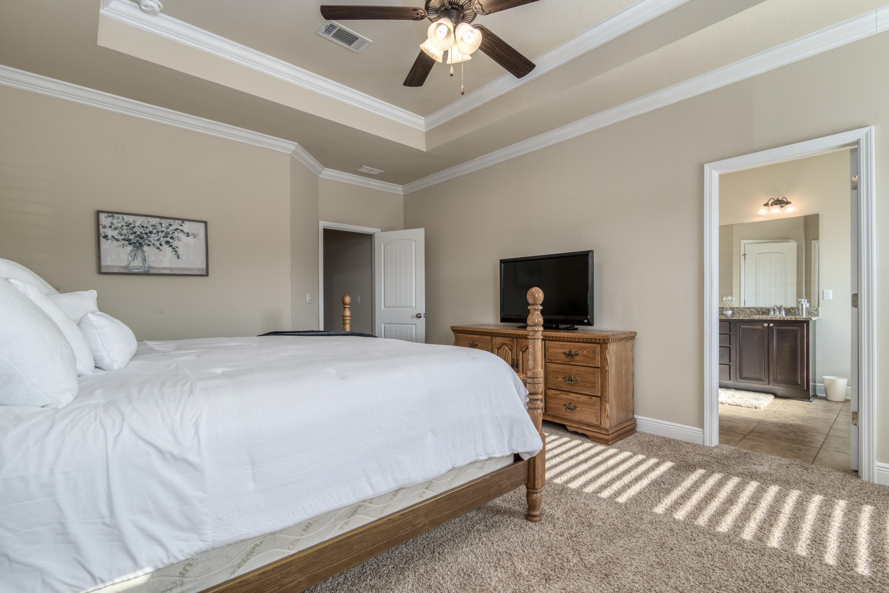 BROWNSTONE MANOR - Residential