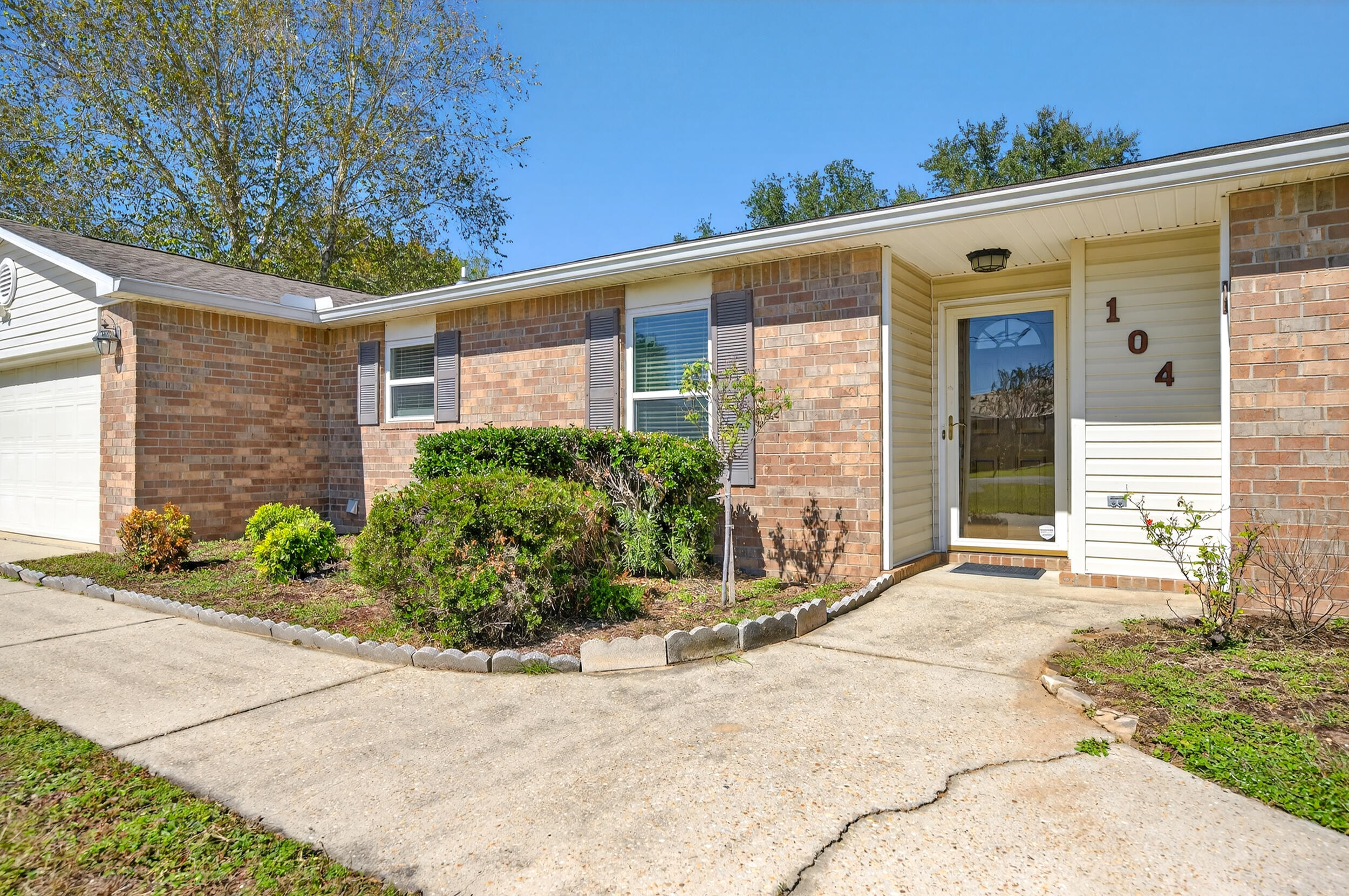 COUNTRYVIEW ESTATES 7TH ADDN - Residential