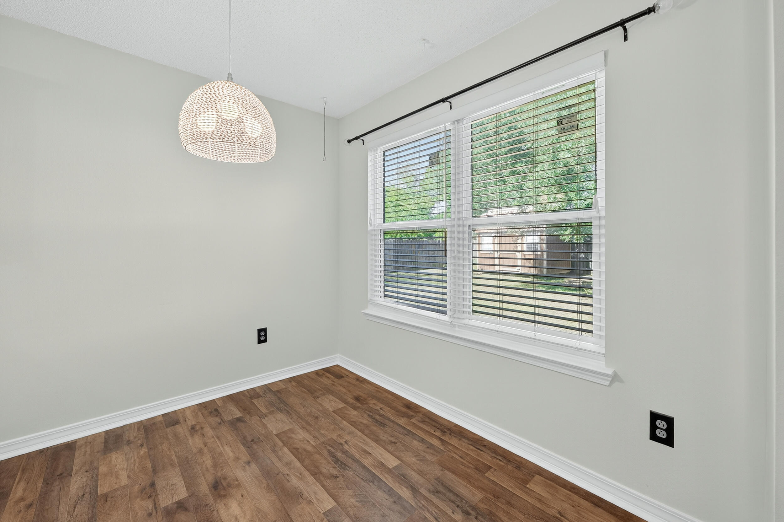 COUNTRYVIEW ESTATES 7TH ADDN - Residential