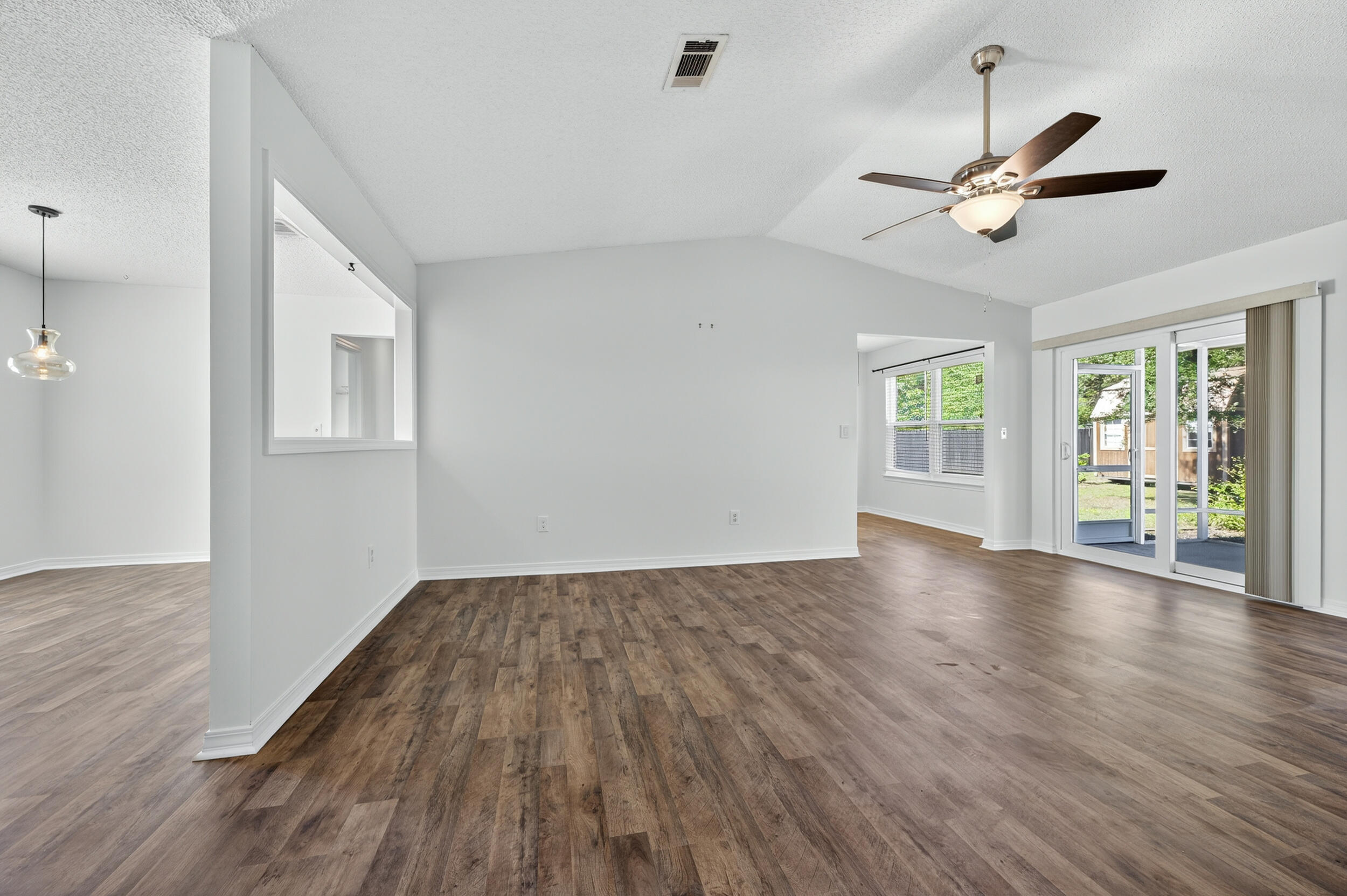 COUNTRYVIEW ESTATES 7TH ADDN - Residential
