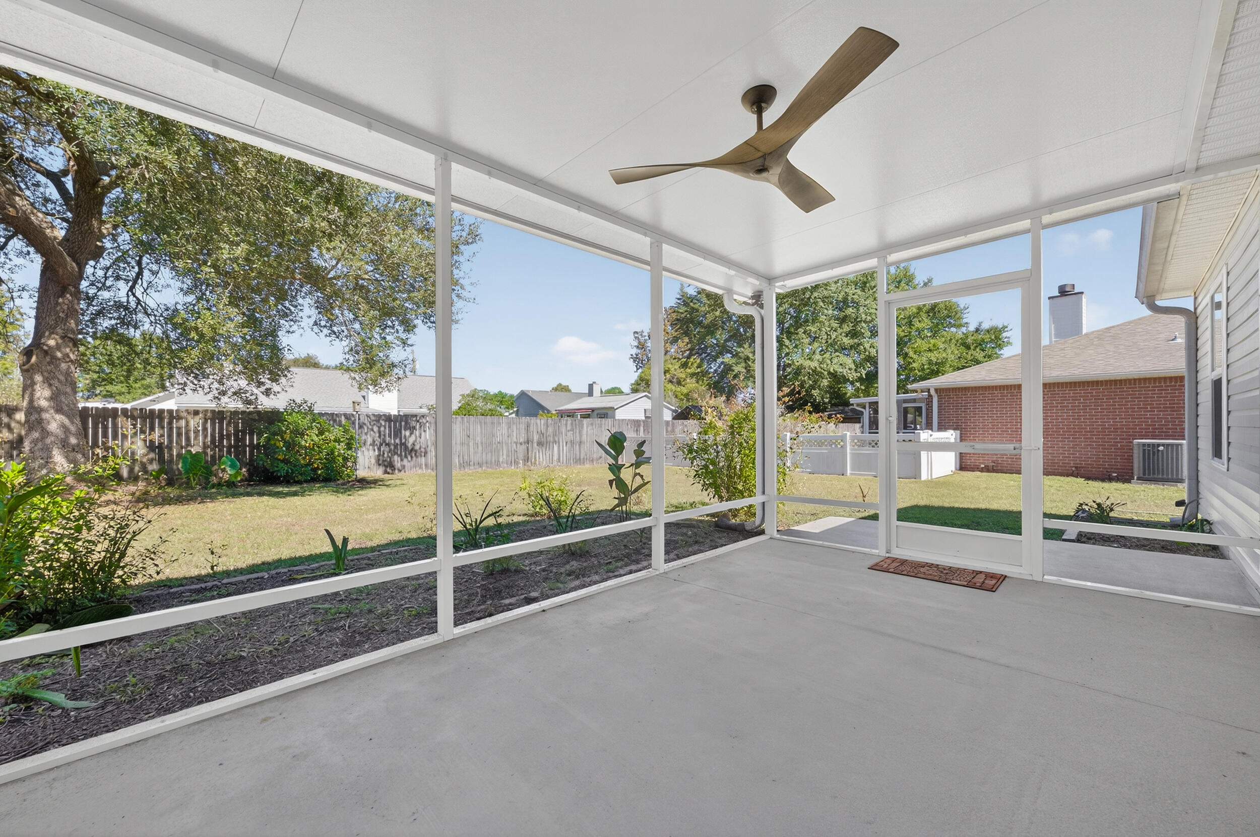 COUNTRYVIEW ESTATES 7TH ADDN - Residential