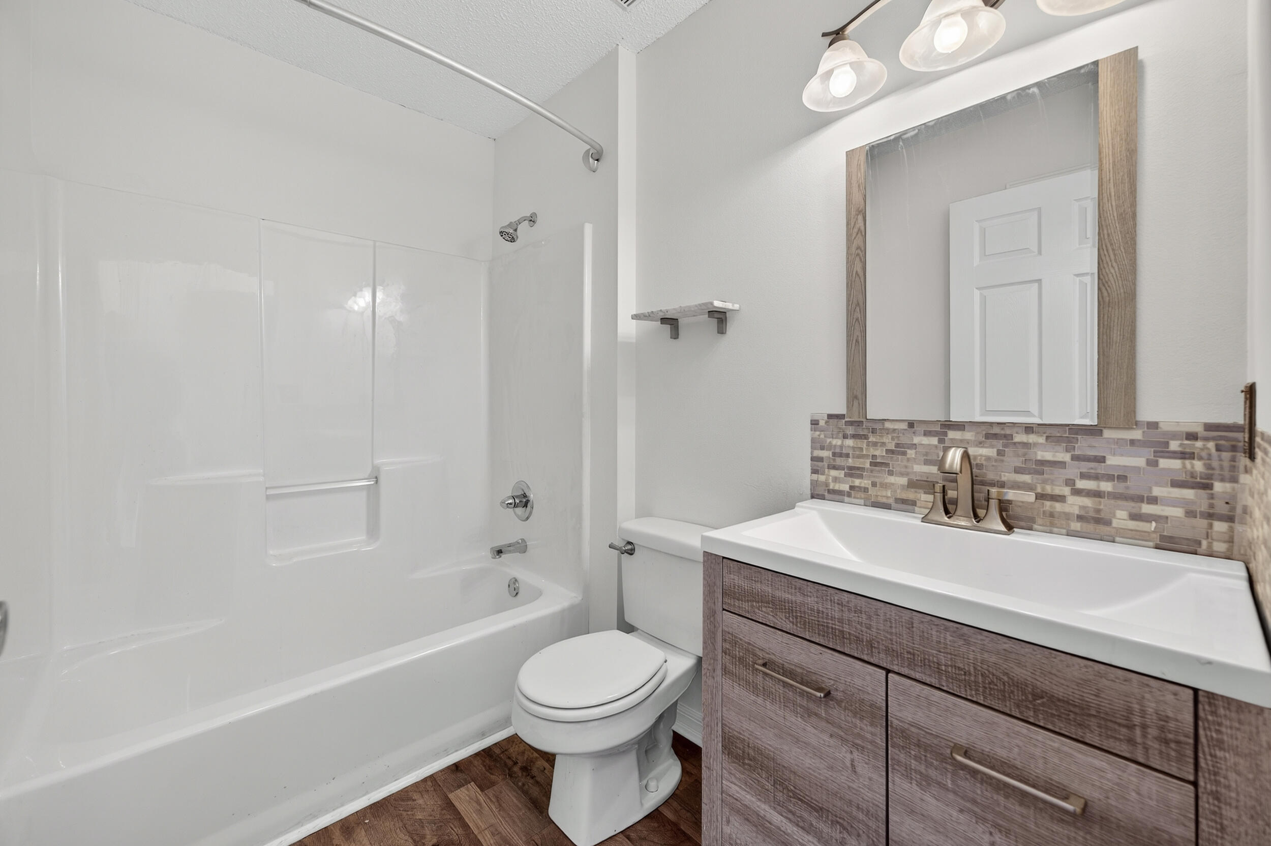 COUNTRYVIEW ESTATES 7TH ADDN - Residential
