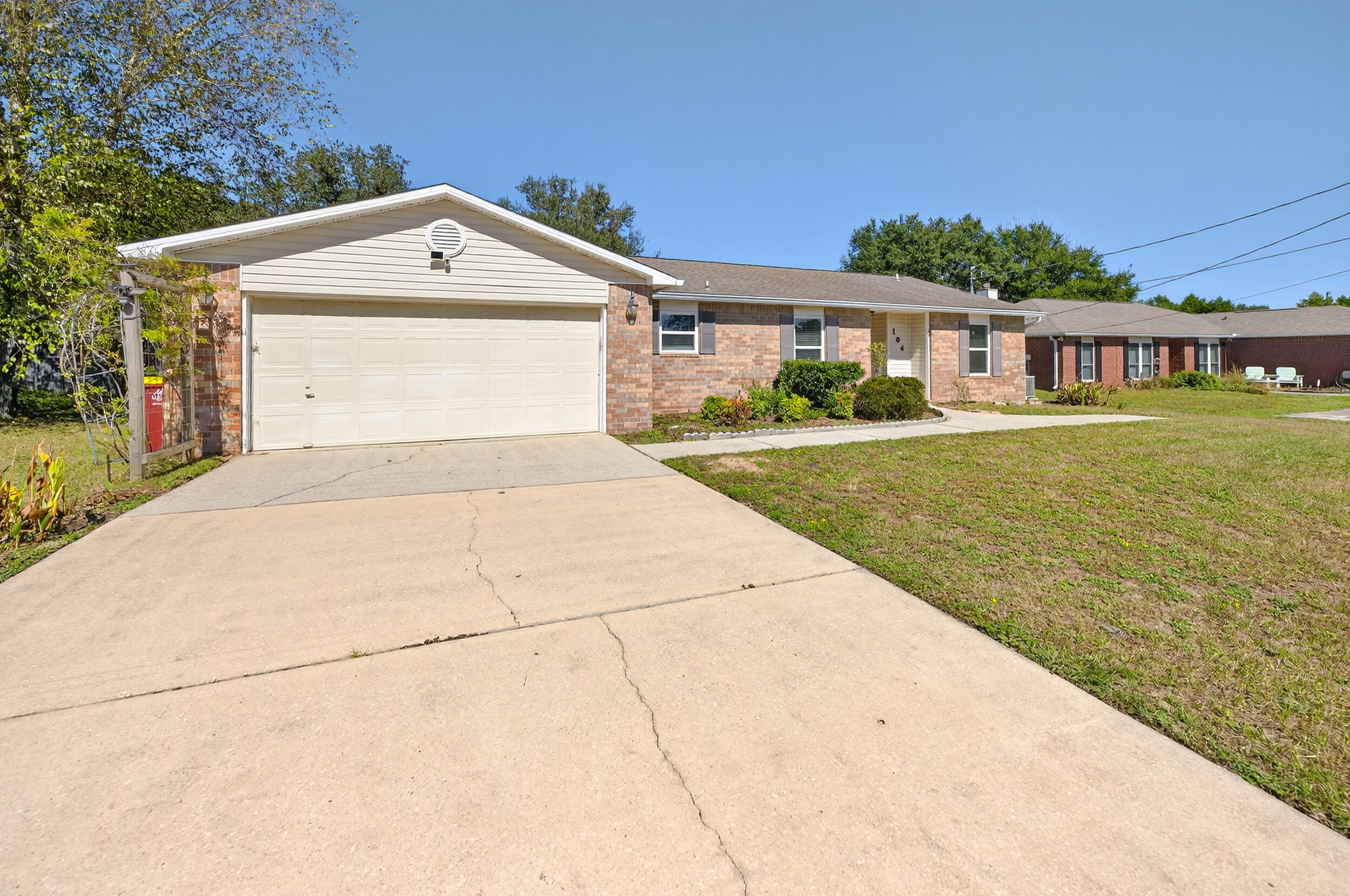 COUNTRYVIEW ESTATES 7TH ADDN - Residential