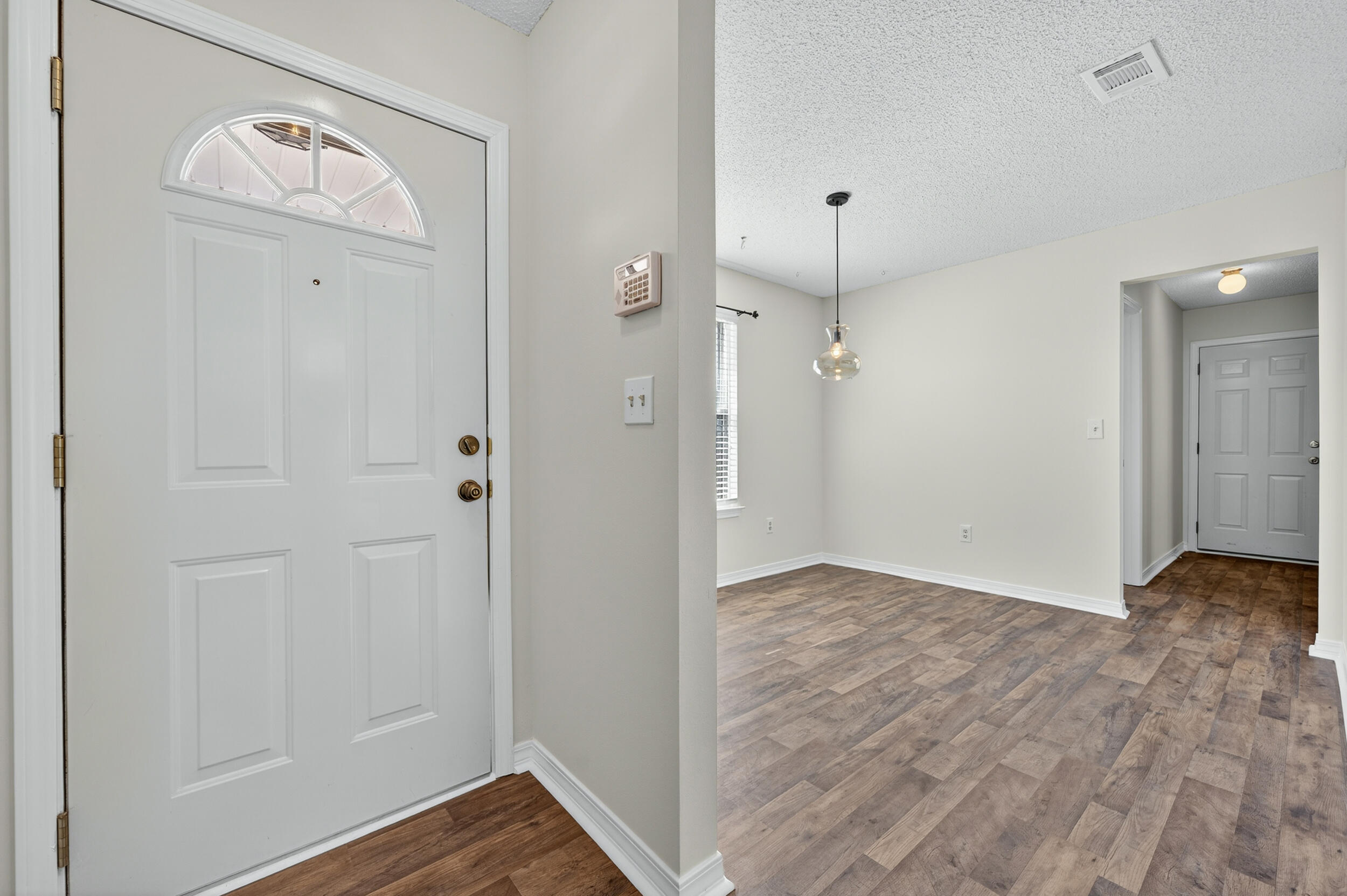 COUNTRYVIEW ESTATES 7TH ADDN - Residential