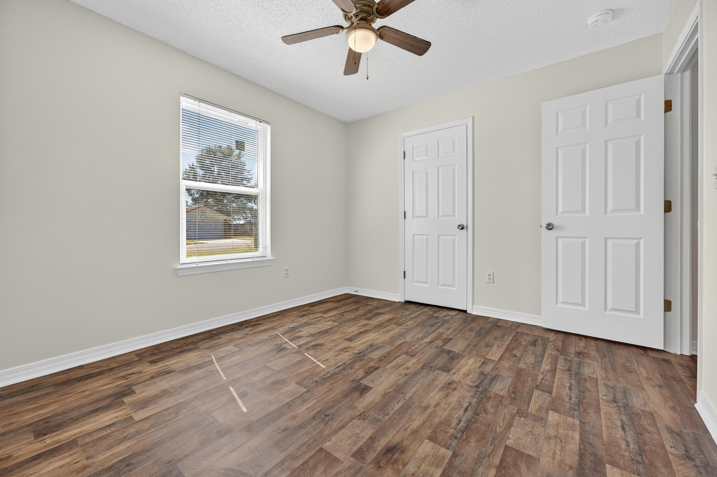 COUNTRYVIEW ESTATES 7TH ADDN - Residential