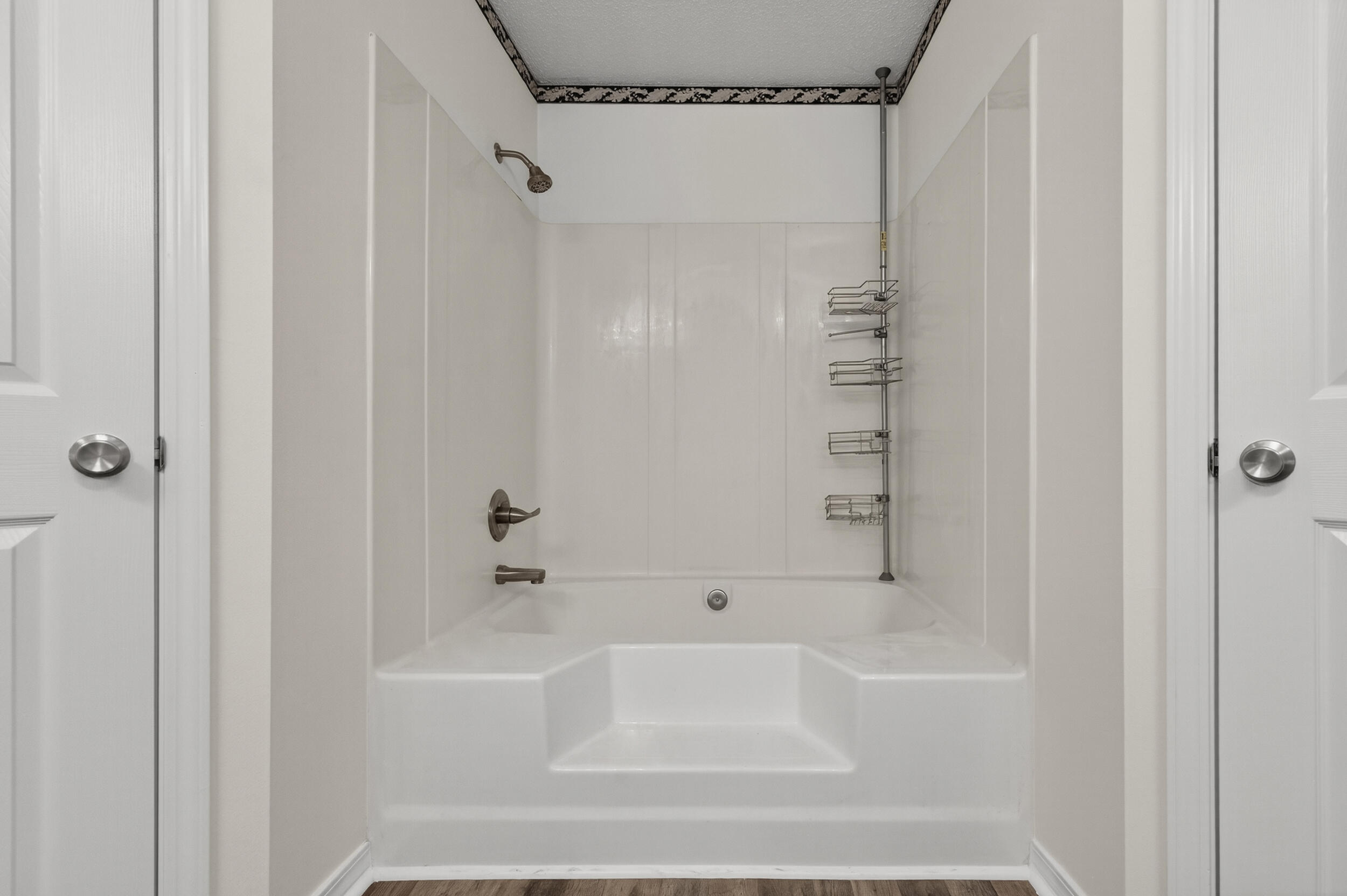 COUNTRYVIEW ESTATES 7TH ADDN - Residential