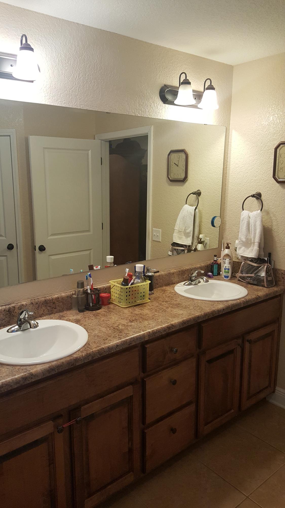 LEAH PINES - Residential