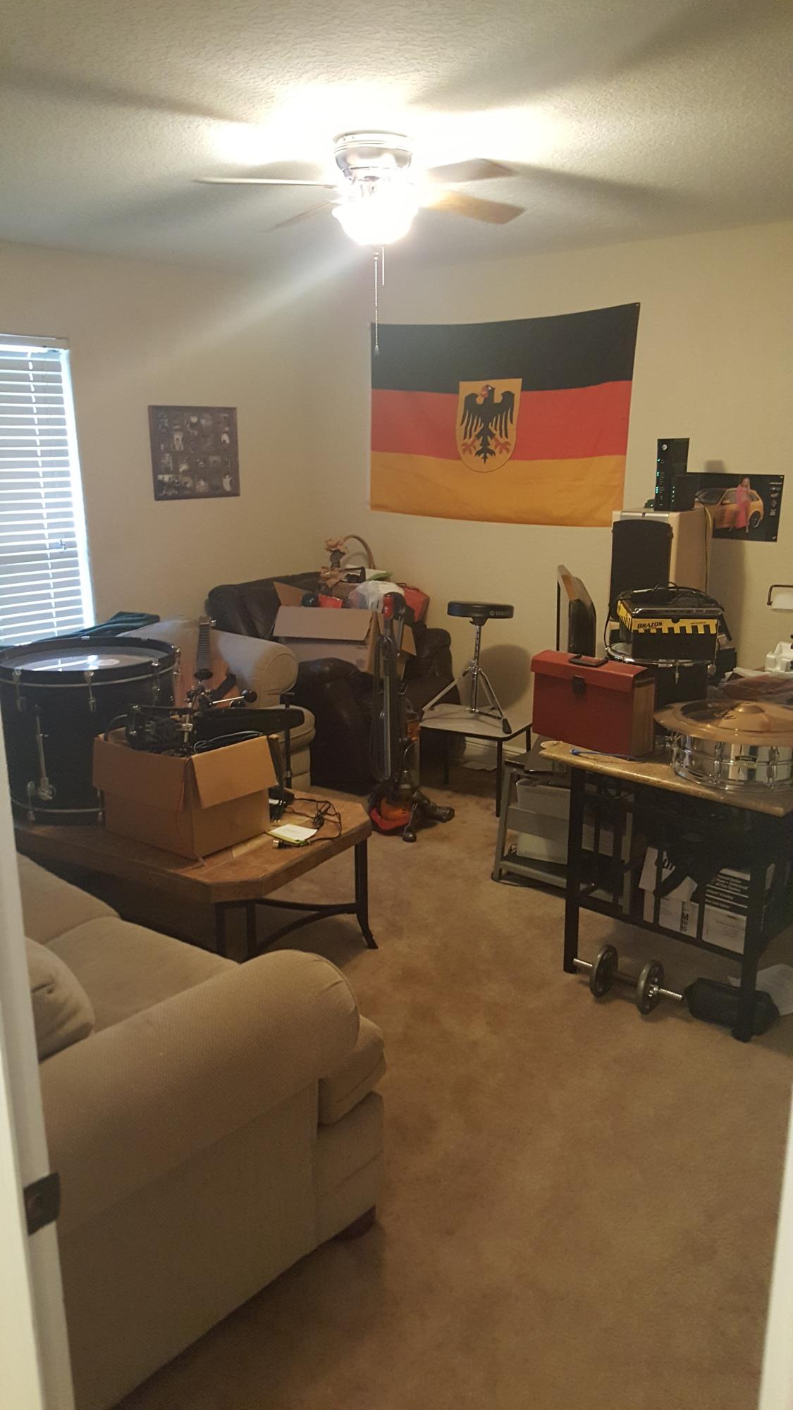 LEAH PINES - Residential