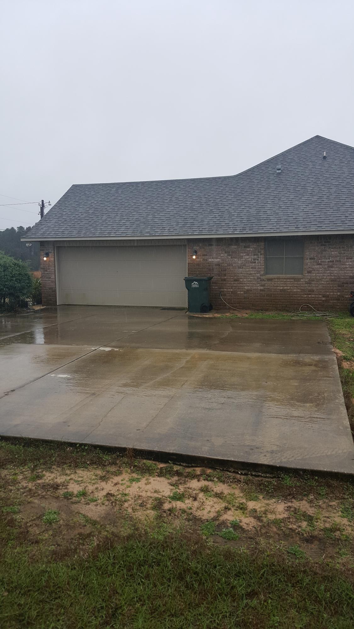 LEAH PINES - Residential