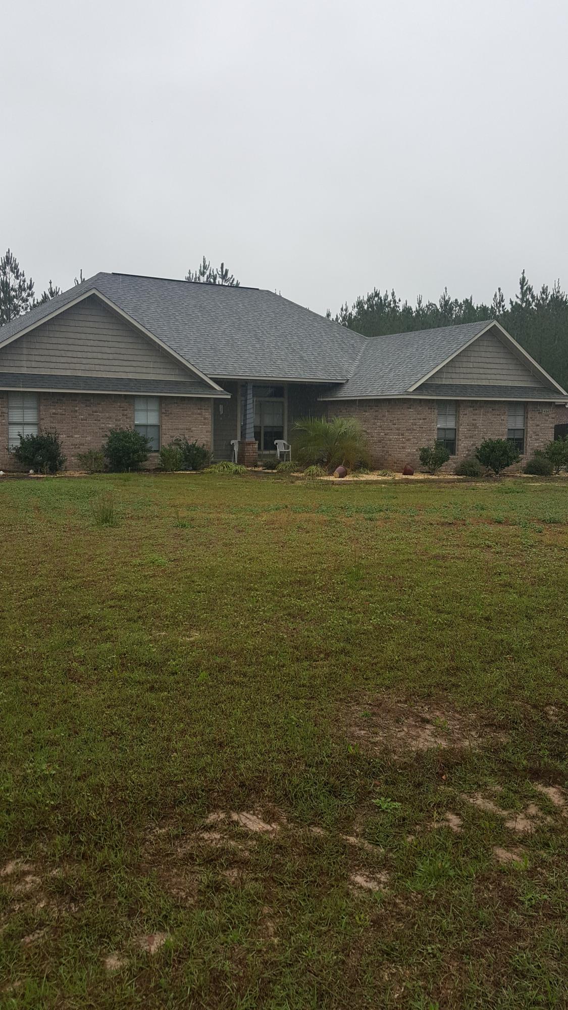 LEAH PINES - Residential